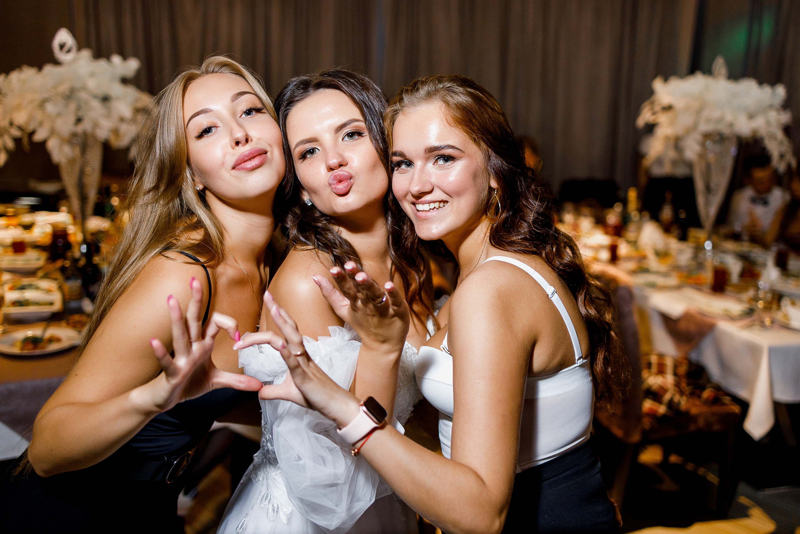 Красивая свадебная церемония в шикарном отеле. Олег Сверчков | Свадебный фотограф Вологда