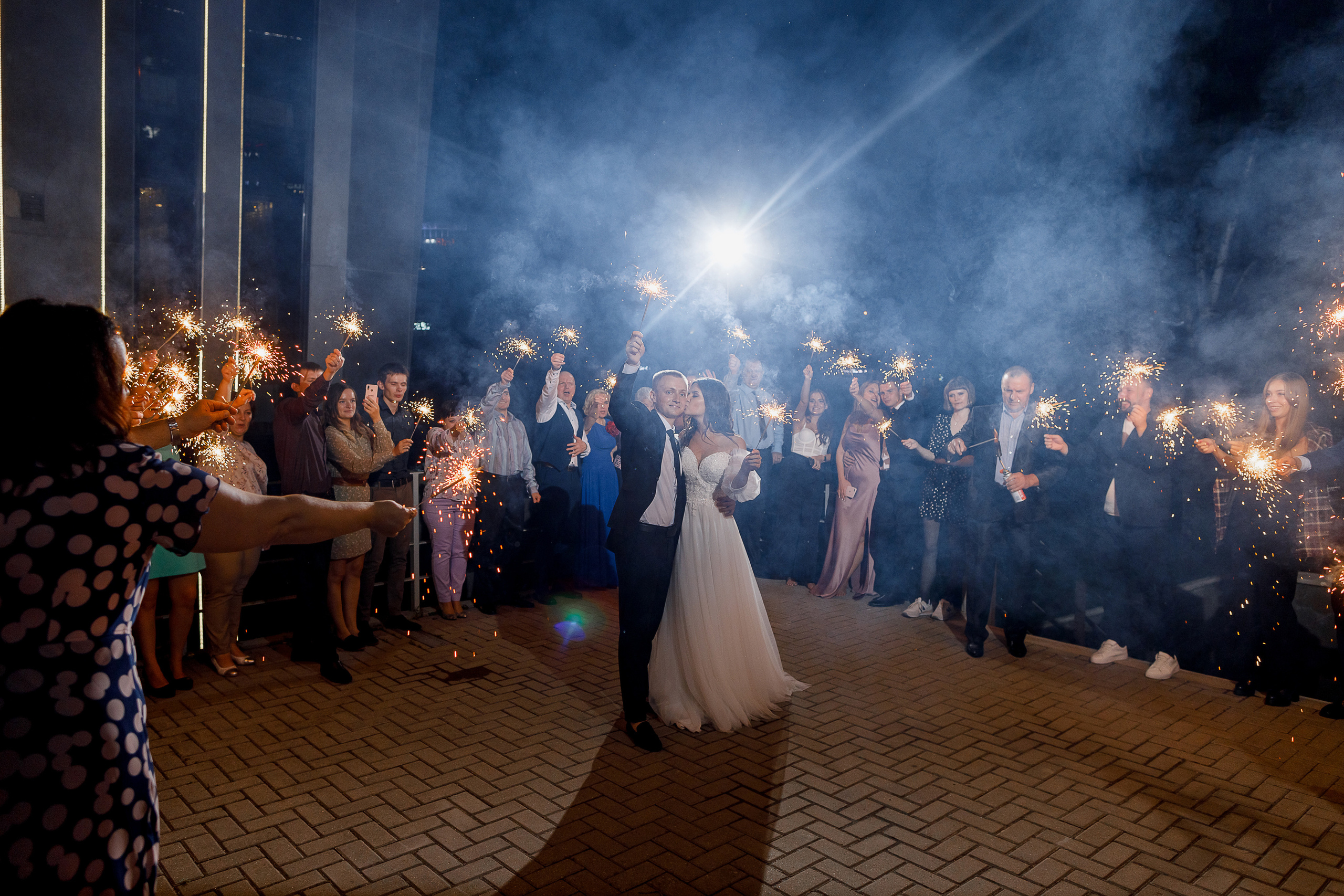 Красивая свадебная церемония в шикарном отеле. Олег Сверчков | Свадебный фотограф Вологда