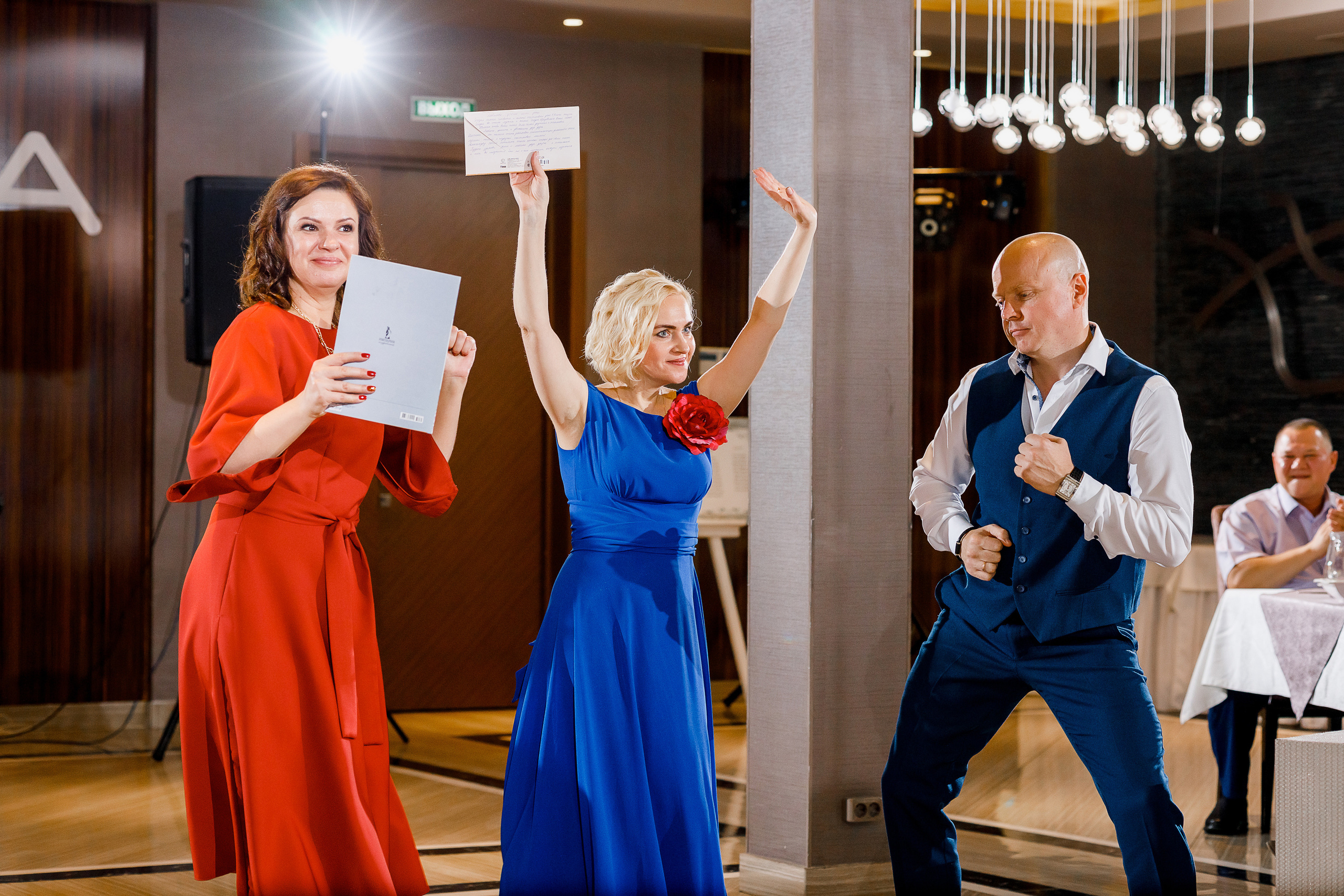 Красивая свадебная церемония в шикарном отеле. Олег Сверчков | Свадебный фотограф Вологда