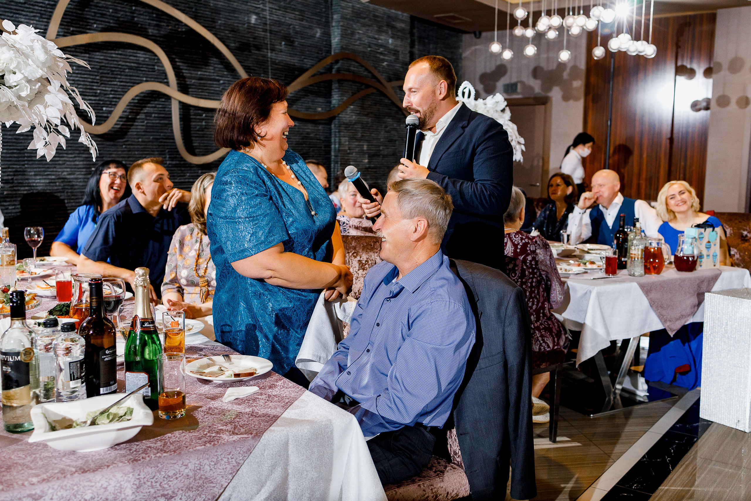 Красивая свадебная церемония в шикарном отеле. Олег Сверчков | Свадебный фотограф Вологда