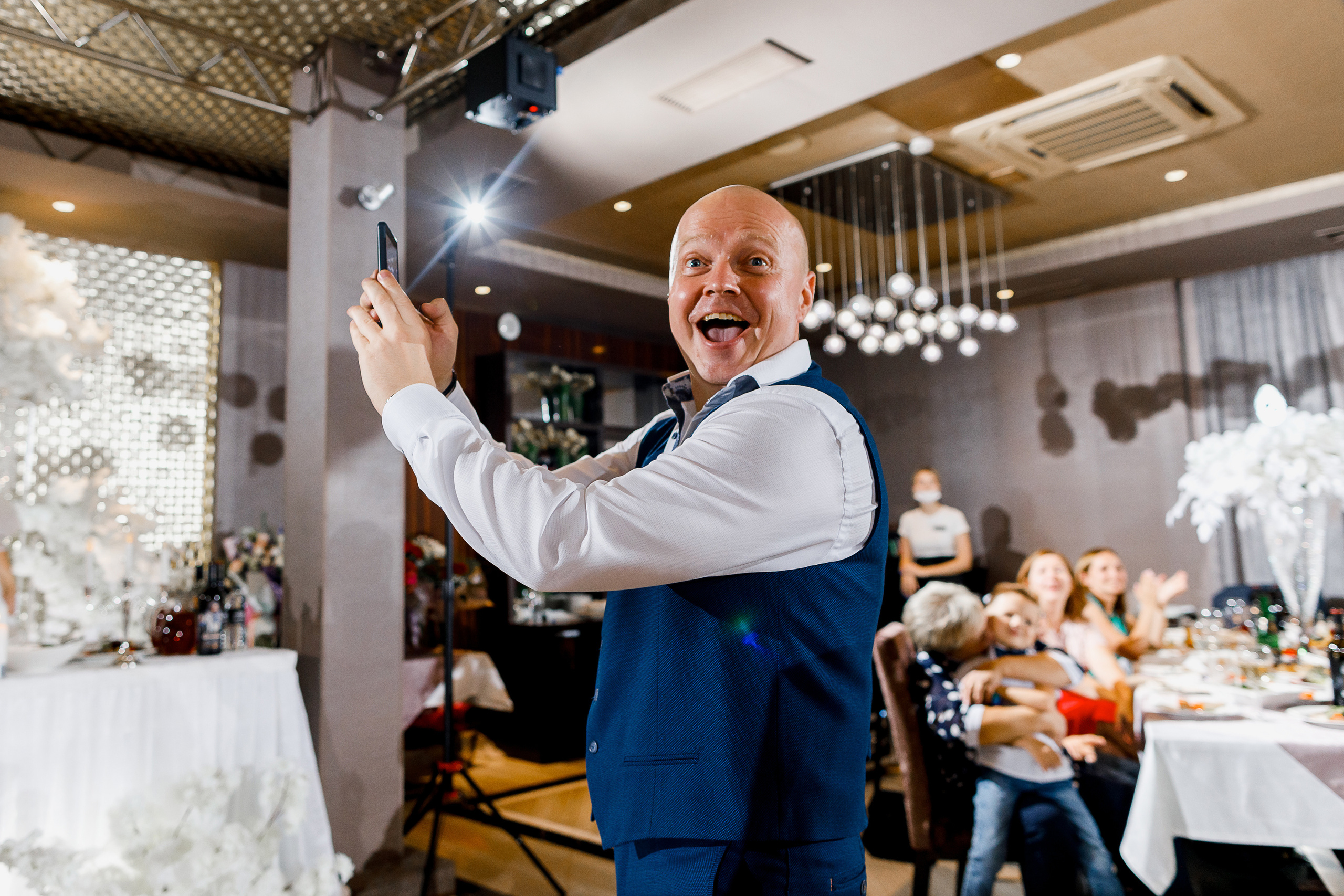 Красивая свадебная церемония в шикарном отеле. Олег Сверчков | Свадебный фотограф Вологда