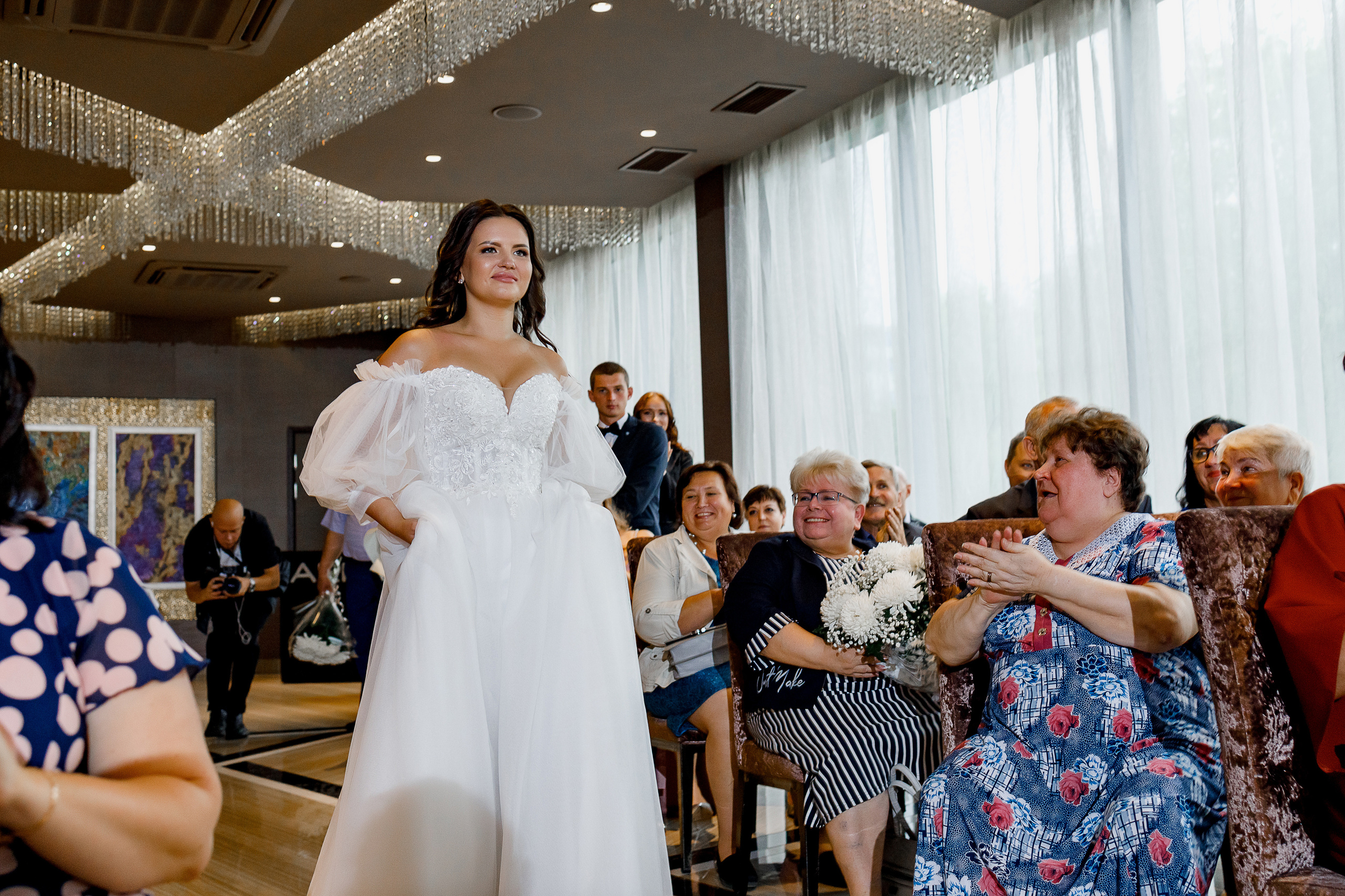 Красивая свадебная церемония в шикарном отеле. Олег Сверчков | Свадебный фотограф Вологда