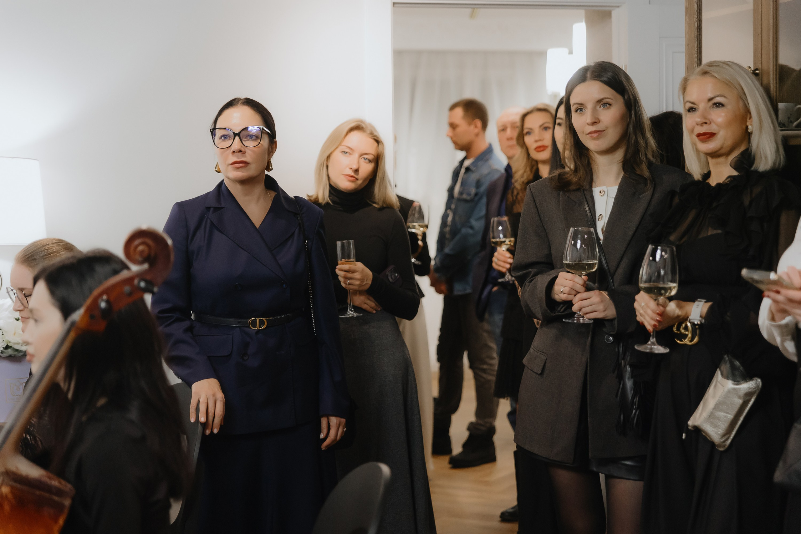 Открытие нового пространства интерьерного салона L. DECO в феврале 2025. L. Deco интерьерный салон. Краски/обои/лепной декор