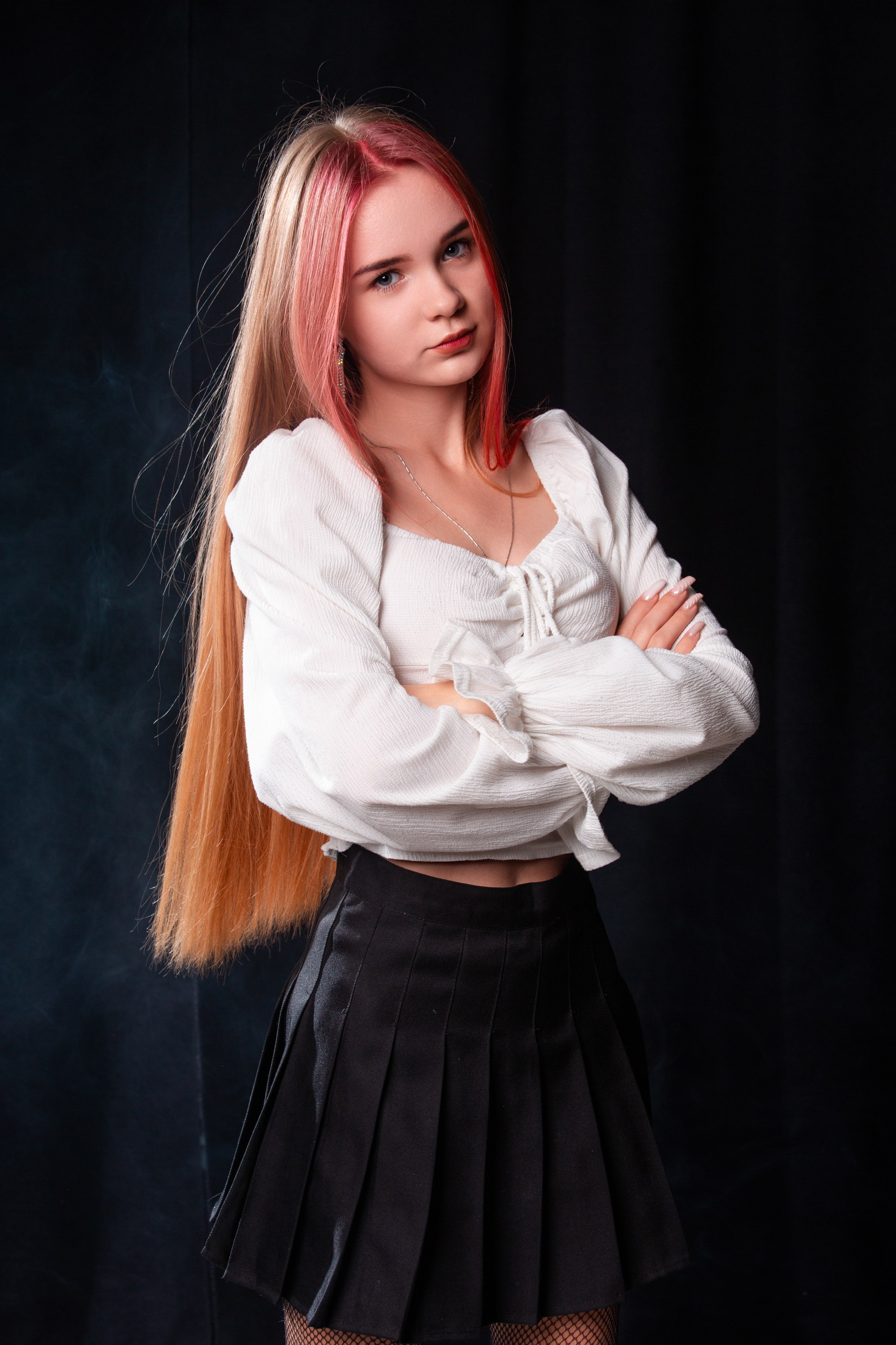 СЪЕМКА ПОРТРЕТОВ НА ЧЕРНОМ ФОНЕ + ДЫМ. ТВОЙ АЛЬБОМ / ТВОИ ПРАВИЛА