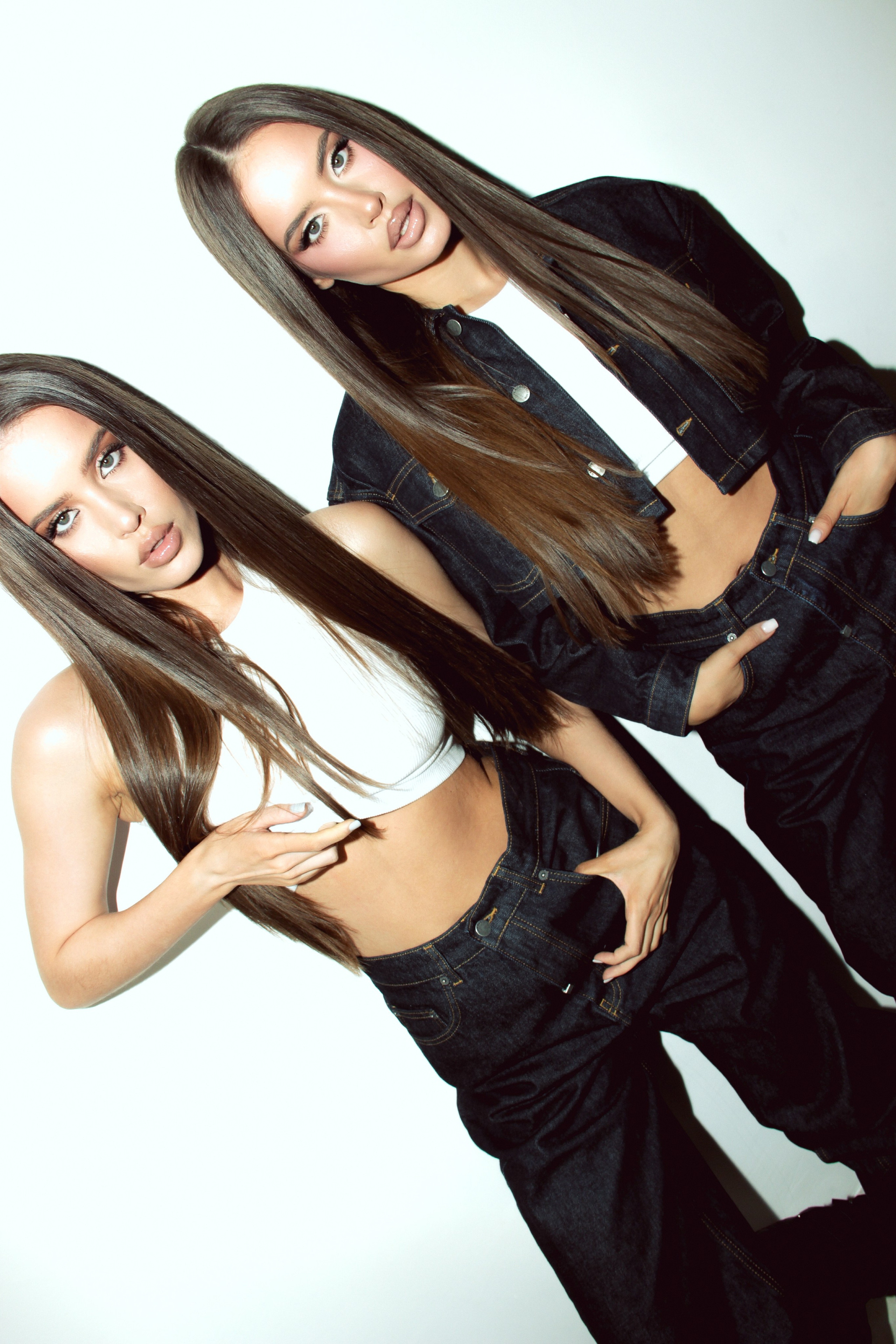 SIISTERSS. Автор G.mary