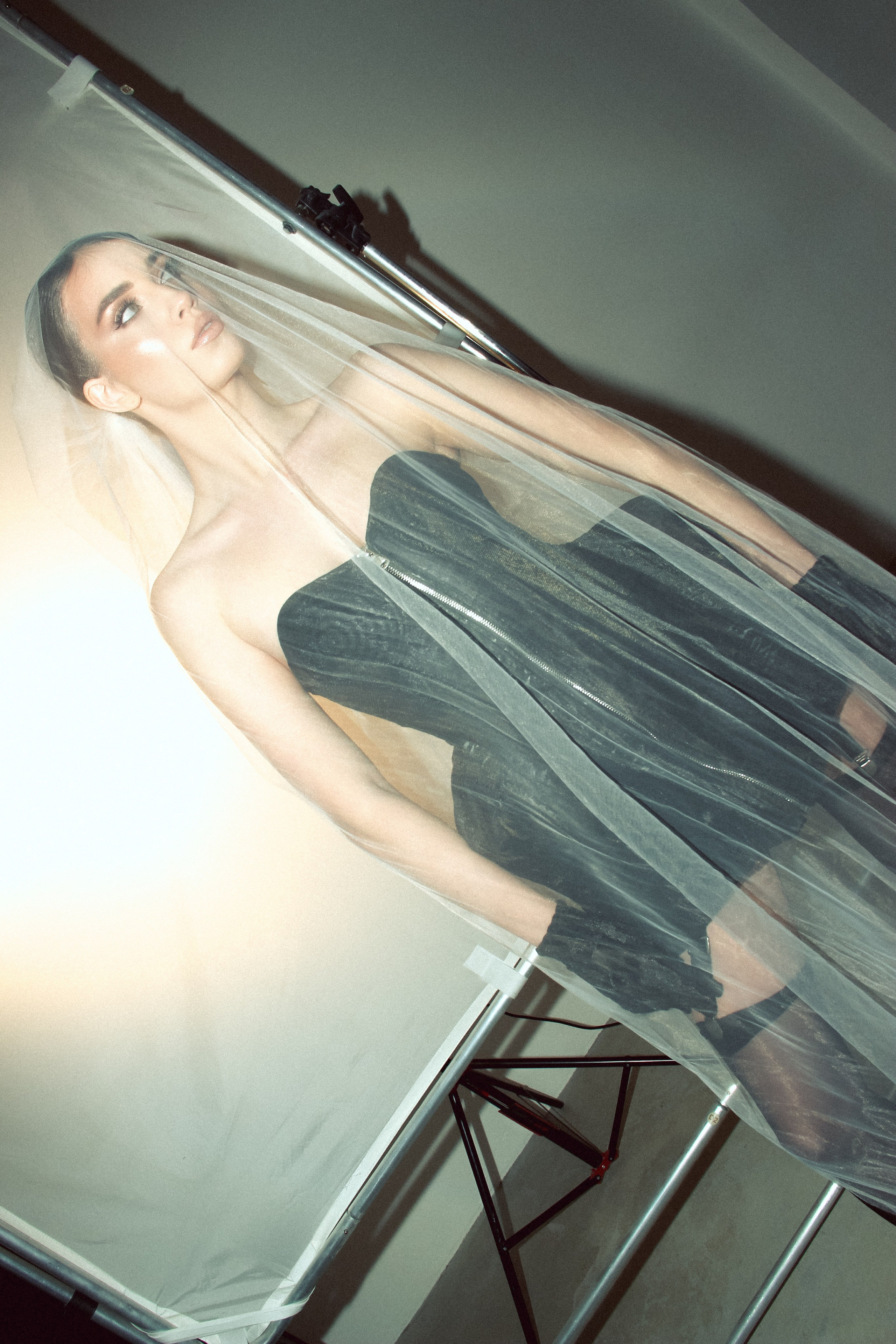LEEERA. Автор G.mary