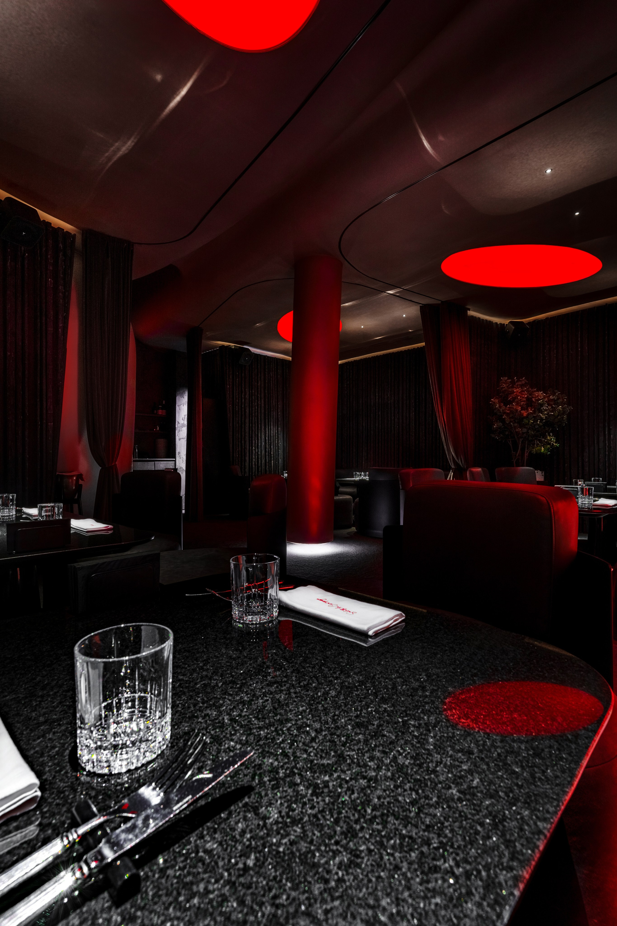 Maison Rouge. Фотограф в Санкт-Петербурге Артем Михайлов