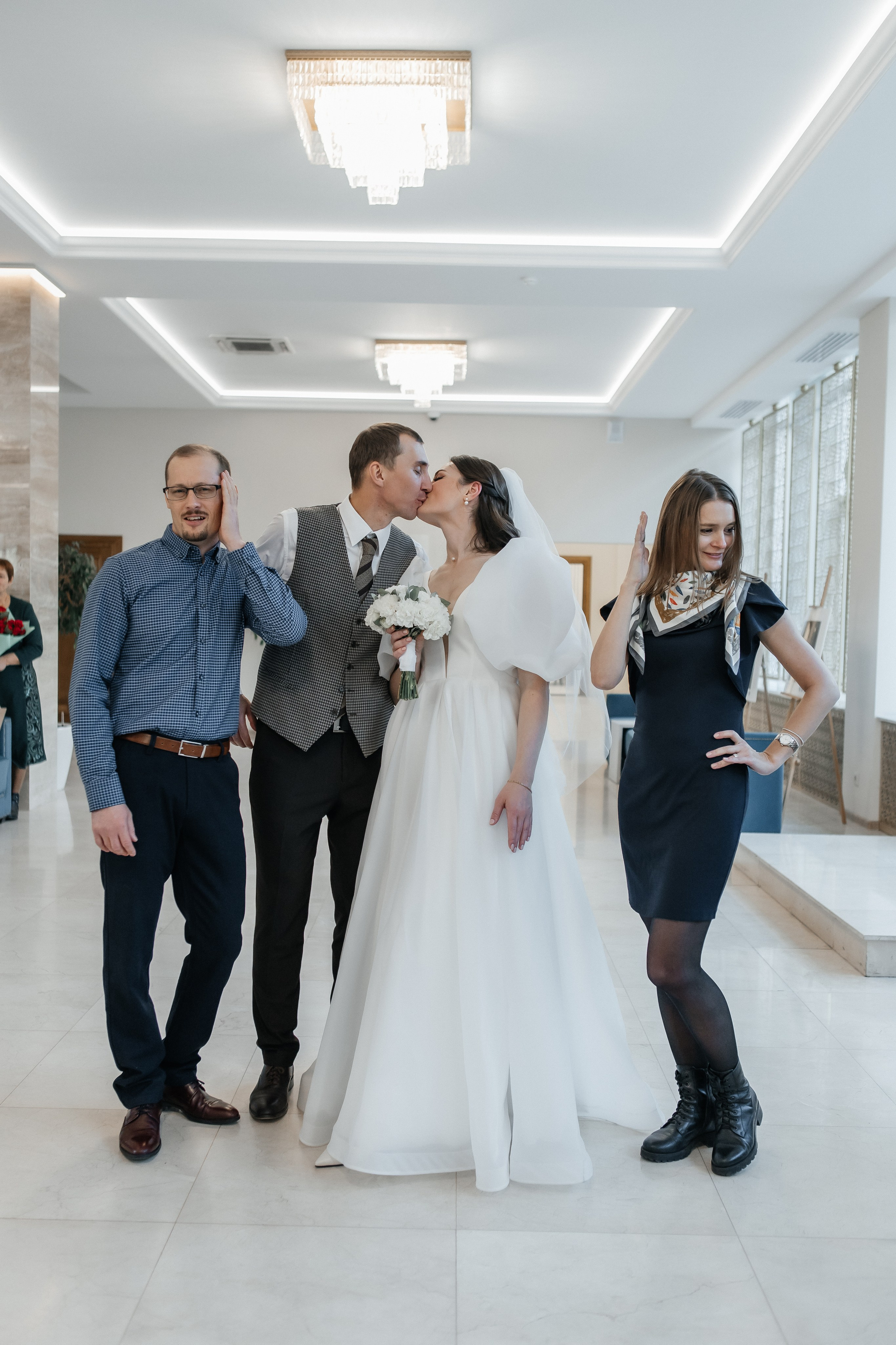 Свадебная фотосессия в Дворце Бракосочетания № 4. Свадебный фотограф в Москве