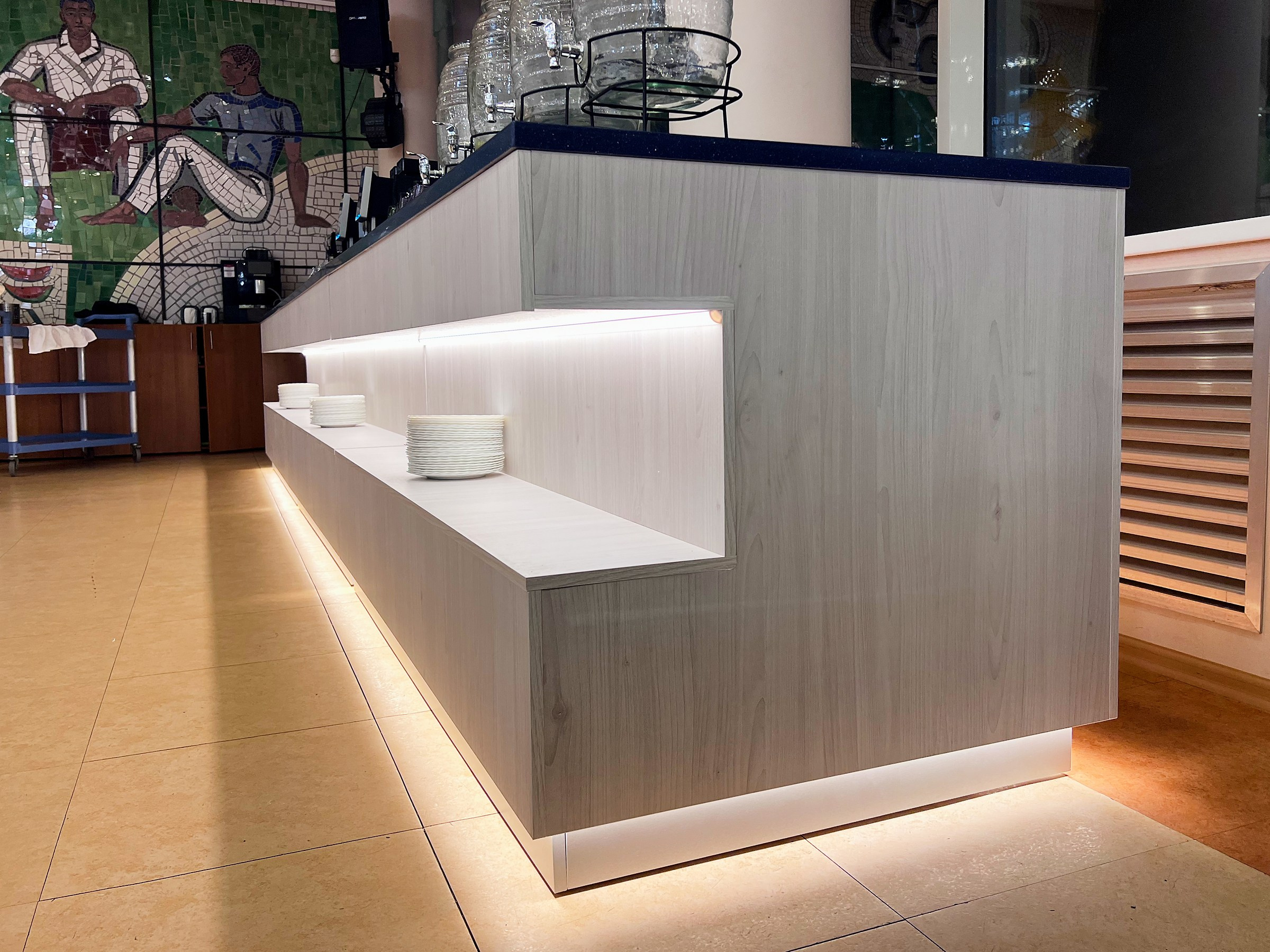 Шведская линия раздачи от производителя. Мебель для бизнеса: Блог о торговом оборудовании на заказ в Москве