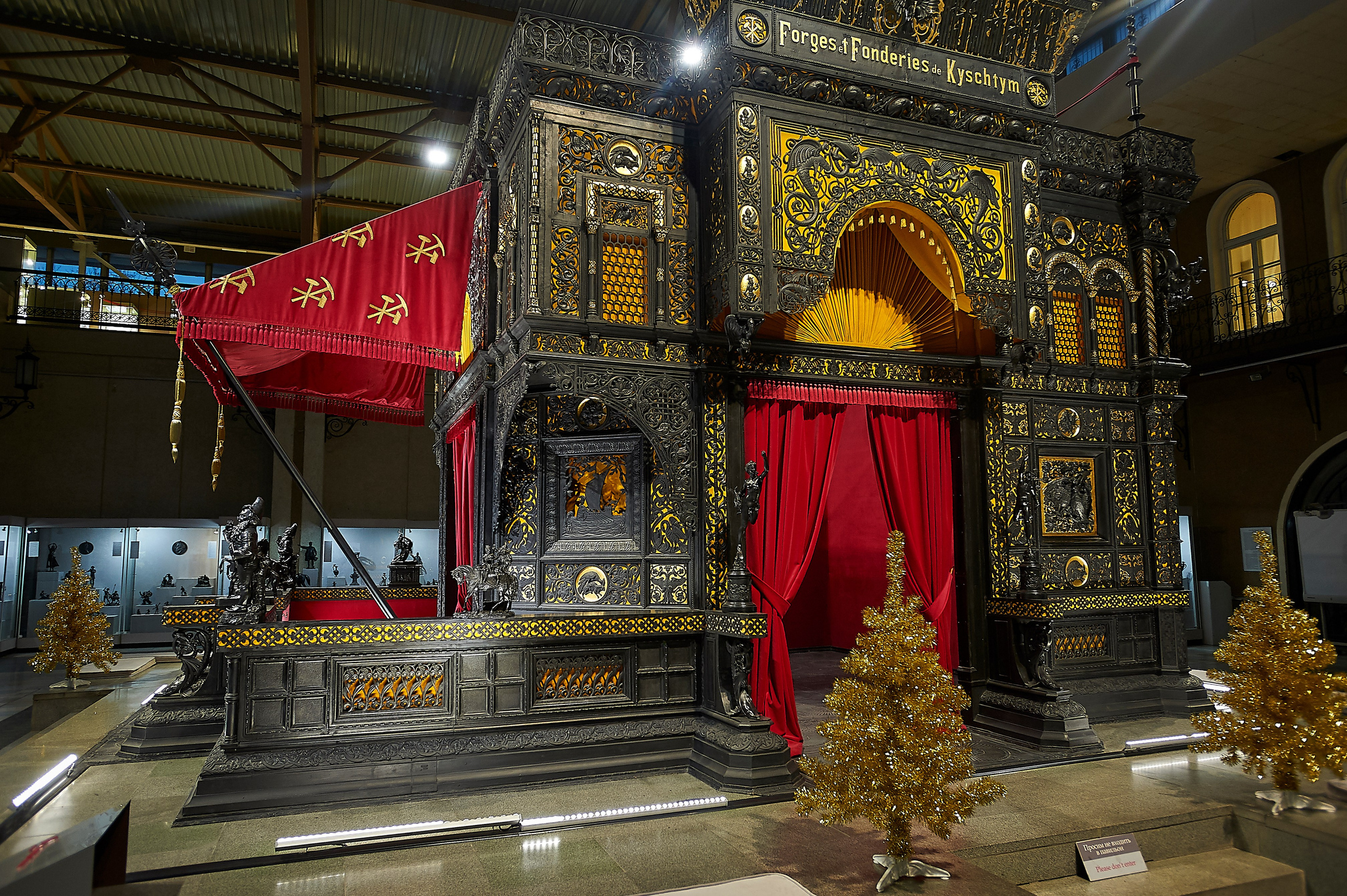 Каслинский чугунный павильон. Фото и жизнь