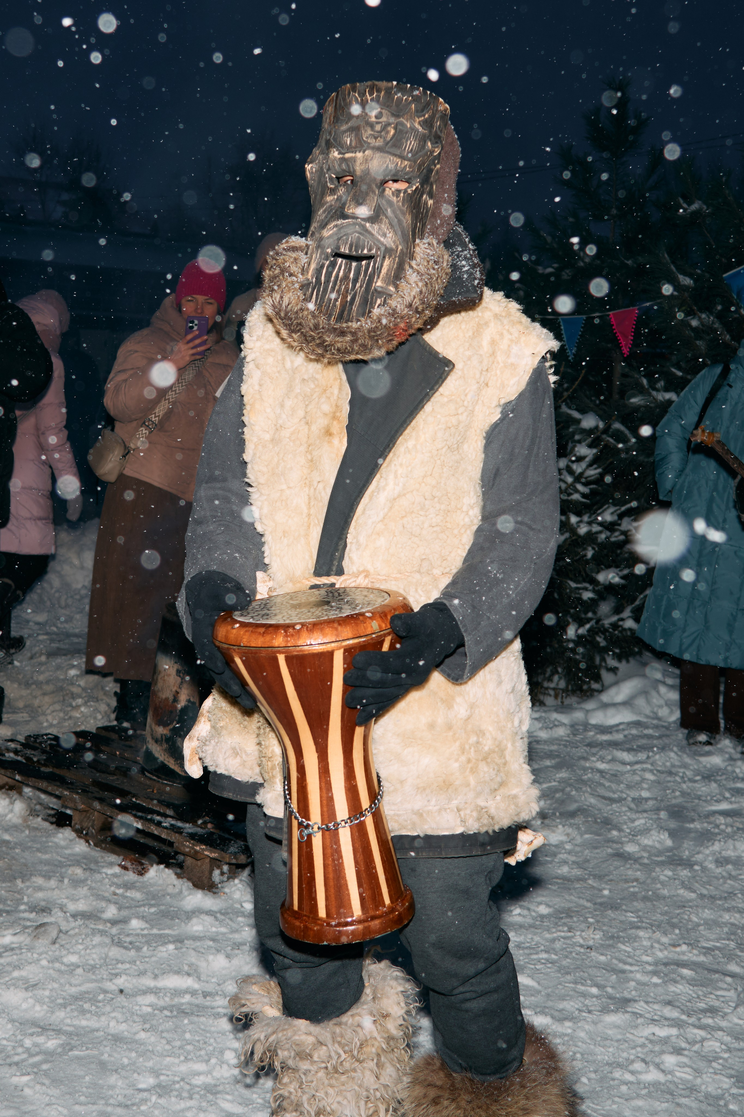 С медведем по соседям. Фотограф