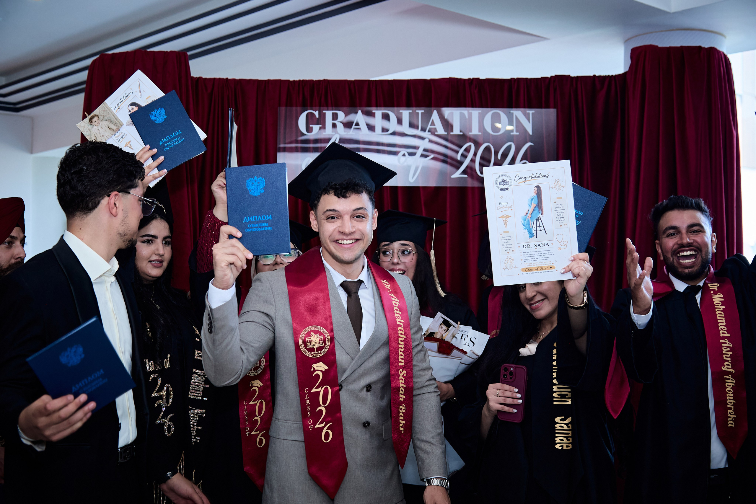 Выпускной КГМУ / Graduation 2026. Репортажный и портретный фотограф Казань / Горячих Полина