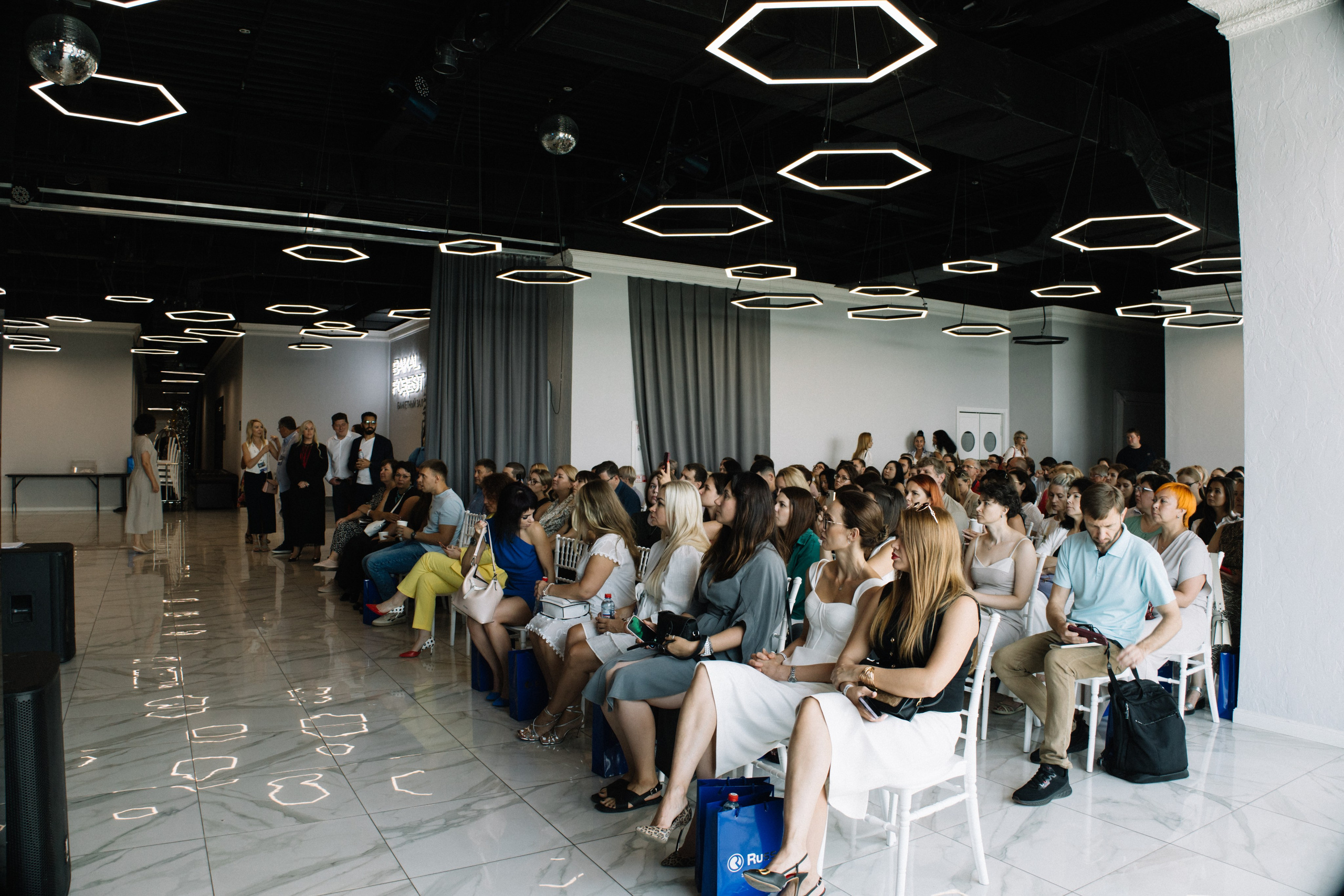 RUSS. Фотограф в Иркутске