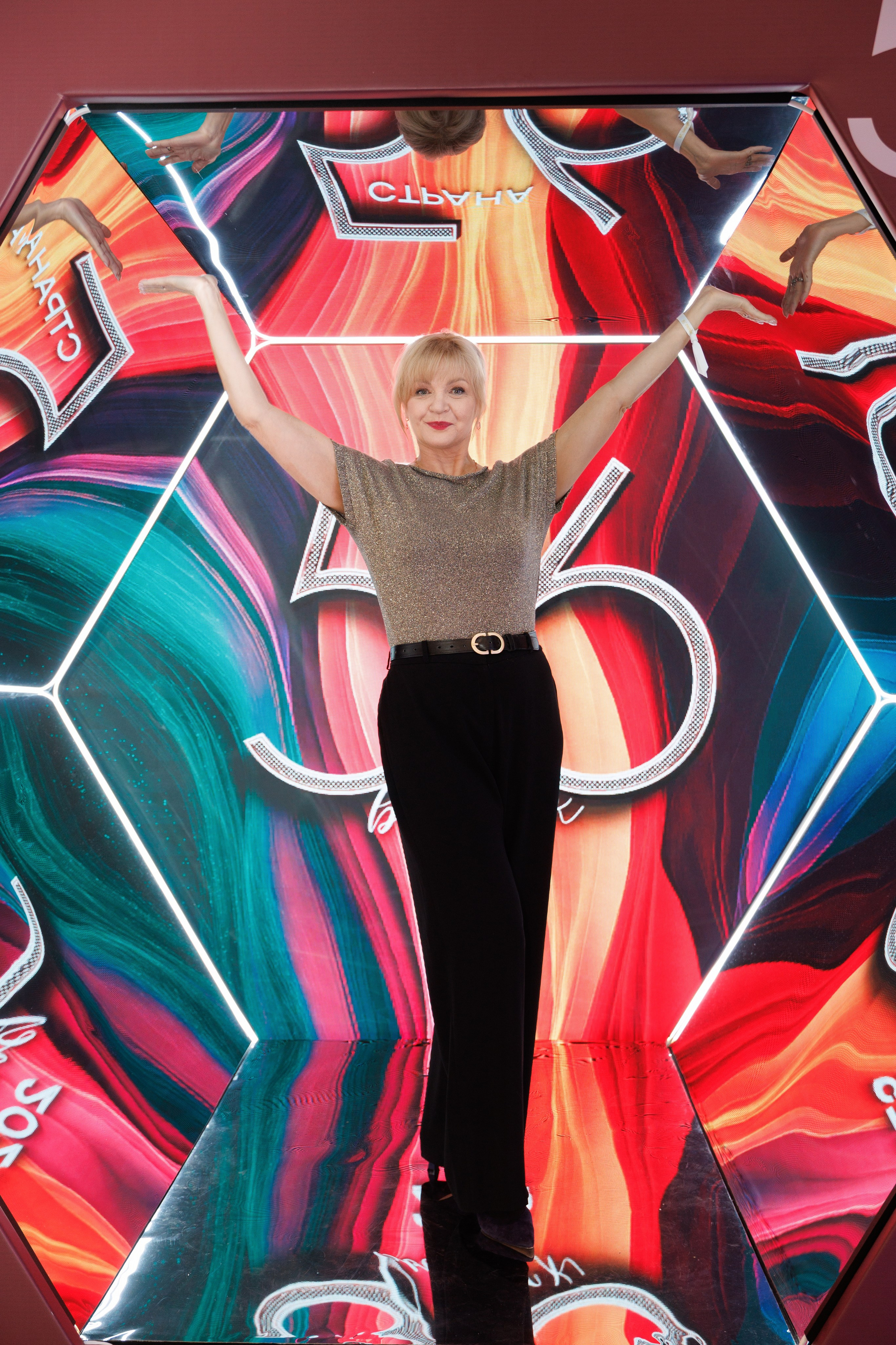 Страна 56. Репортажной, Свадебный, школьный