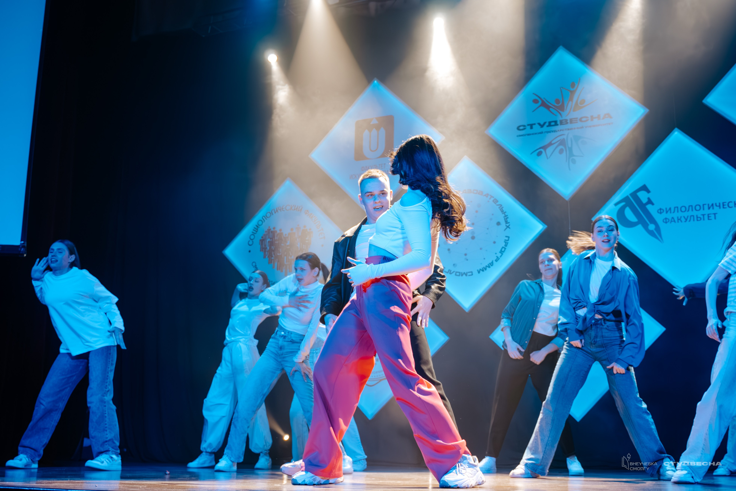 СмолГУ — Студвесна — Концертные программы — День 2. KiPPER Gallery — Фотограф