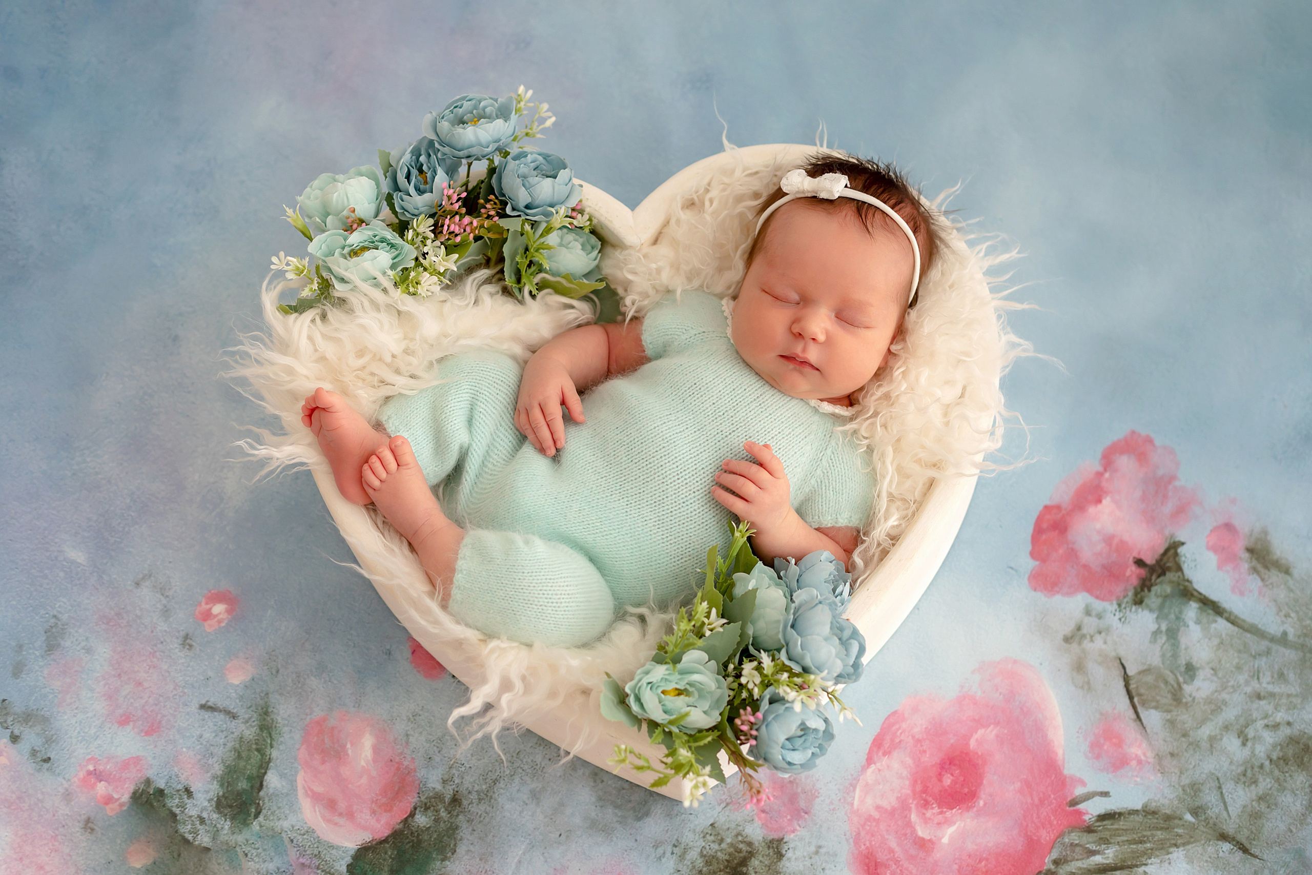 Новорожденные до 28 дней. Фотограф новорожденных в Тюмени