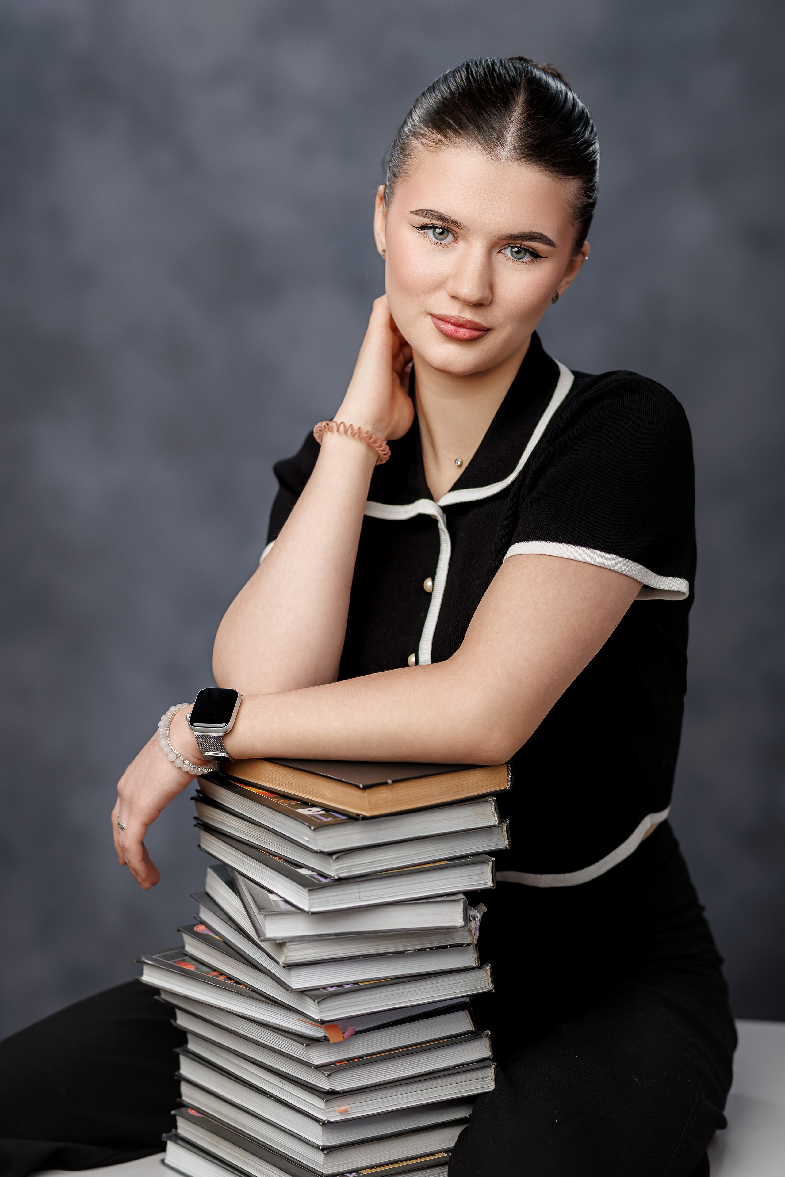 Портреты на однотонном фоне. Семейный и детский фотограф Комина Елена, Власиха, Одинцово