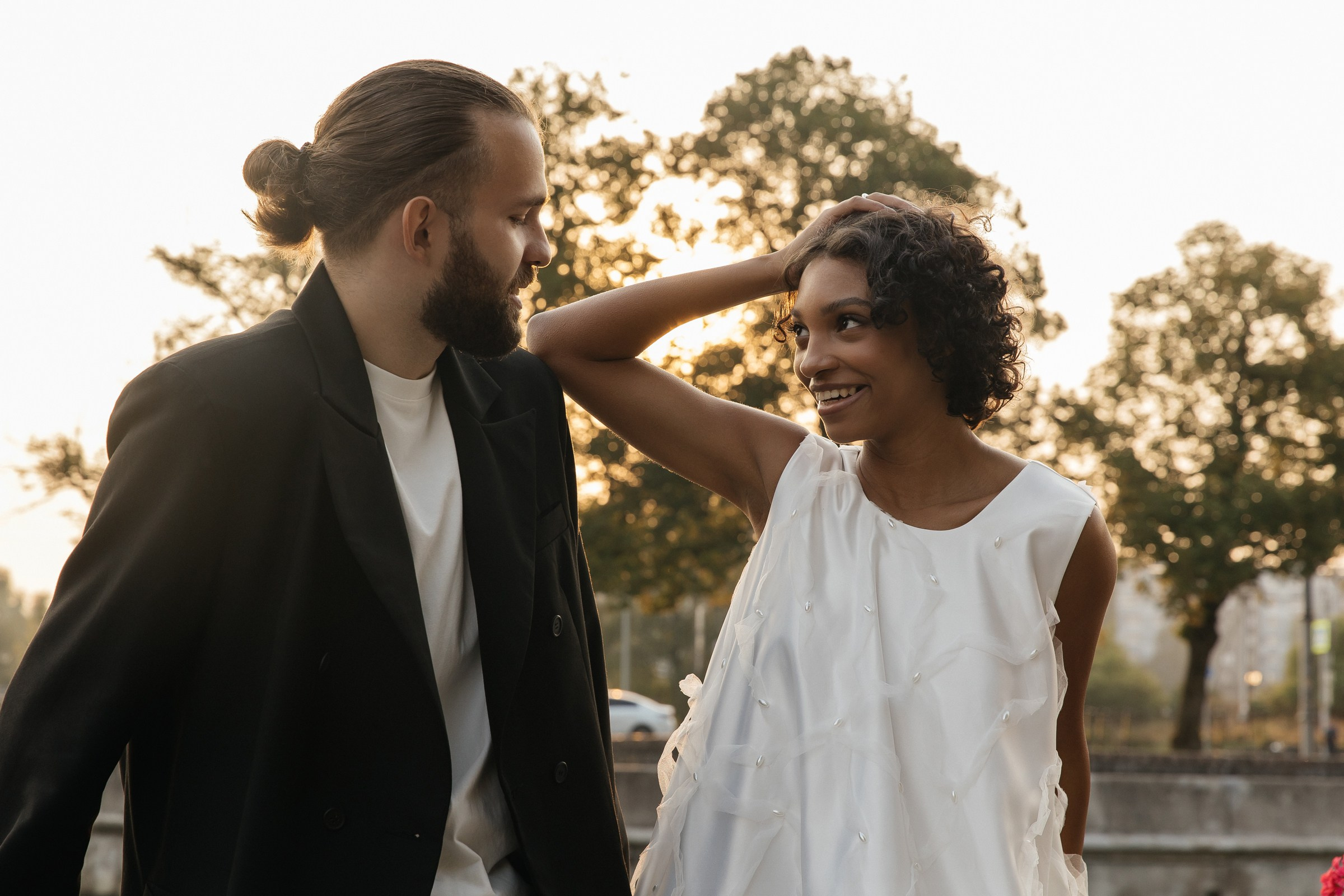 Свадебная фотосессия в Калининграде на набережной. Свадебный фотограф в Москве Элина Ларченкова. Фото, которые цепляют