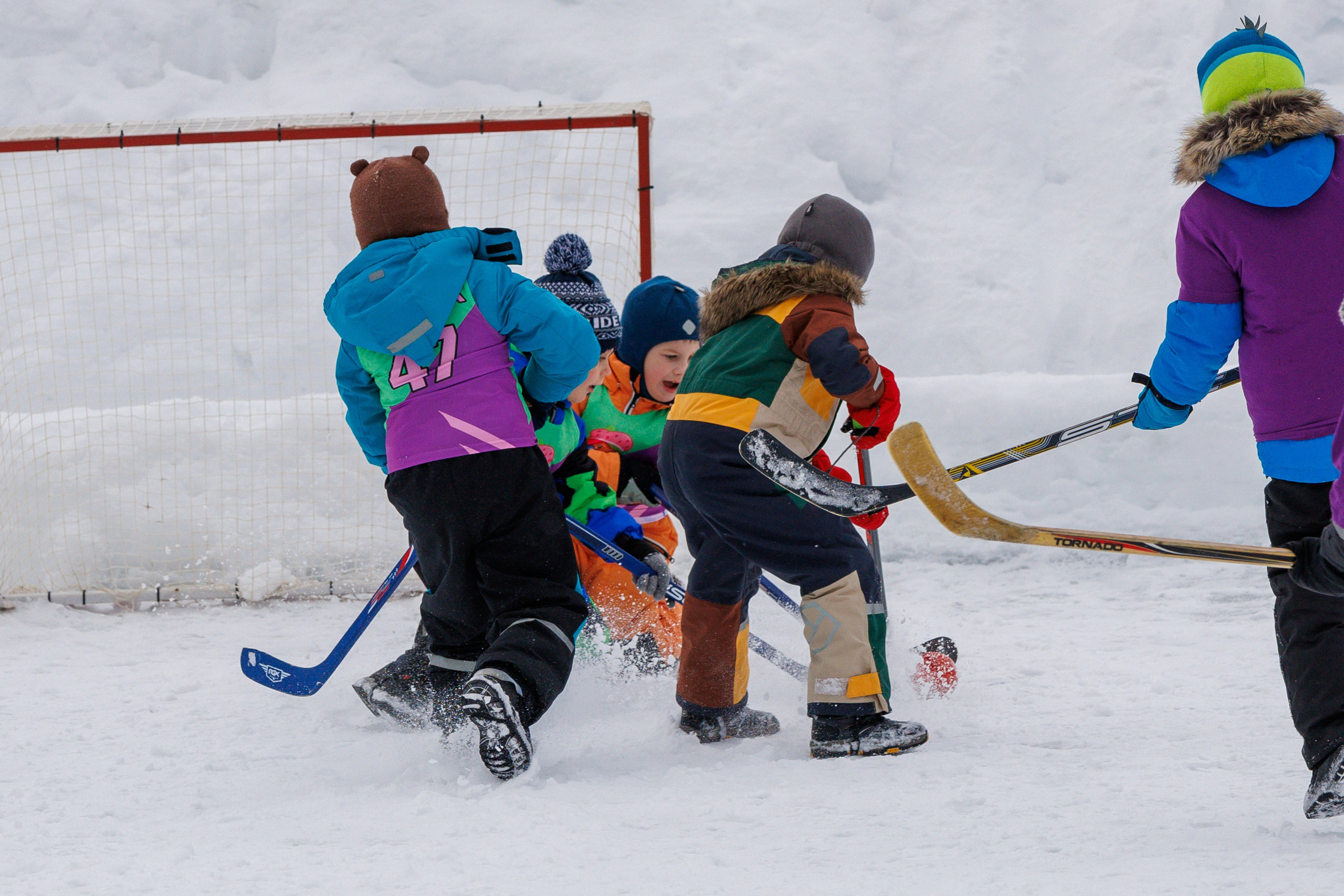 XIII чемпионат  по «ХОККЕЮ В ВАЛЕНКАХ». Свадебный, семейный и репортажный фотограф в Южно-Сахалинске Артур Петросян