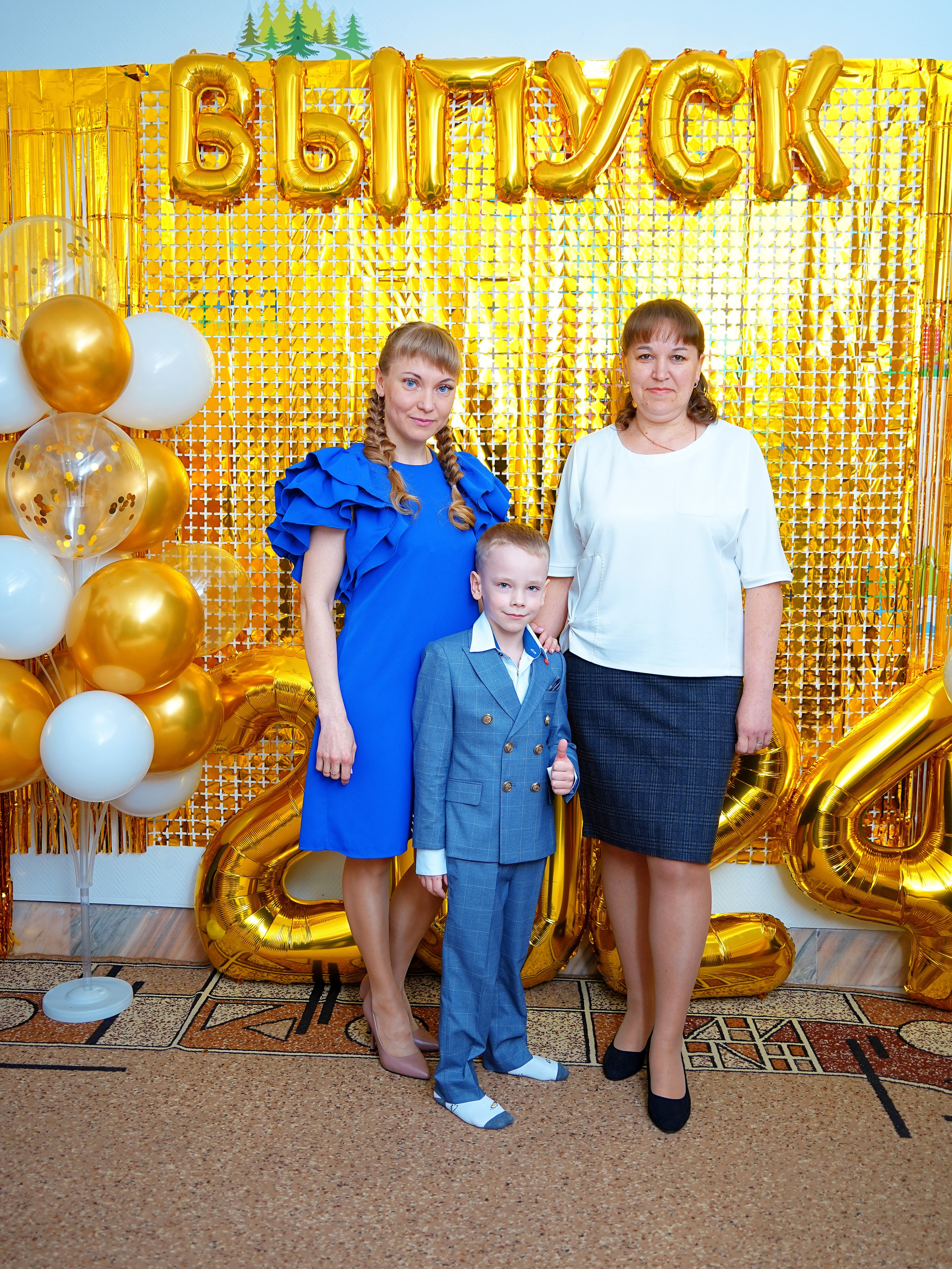 Фотосъемка видеосъёмка фотограф видеооператор новогодних утренников  в. Фотограф, видеооператор Нина Коршунова