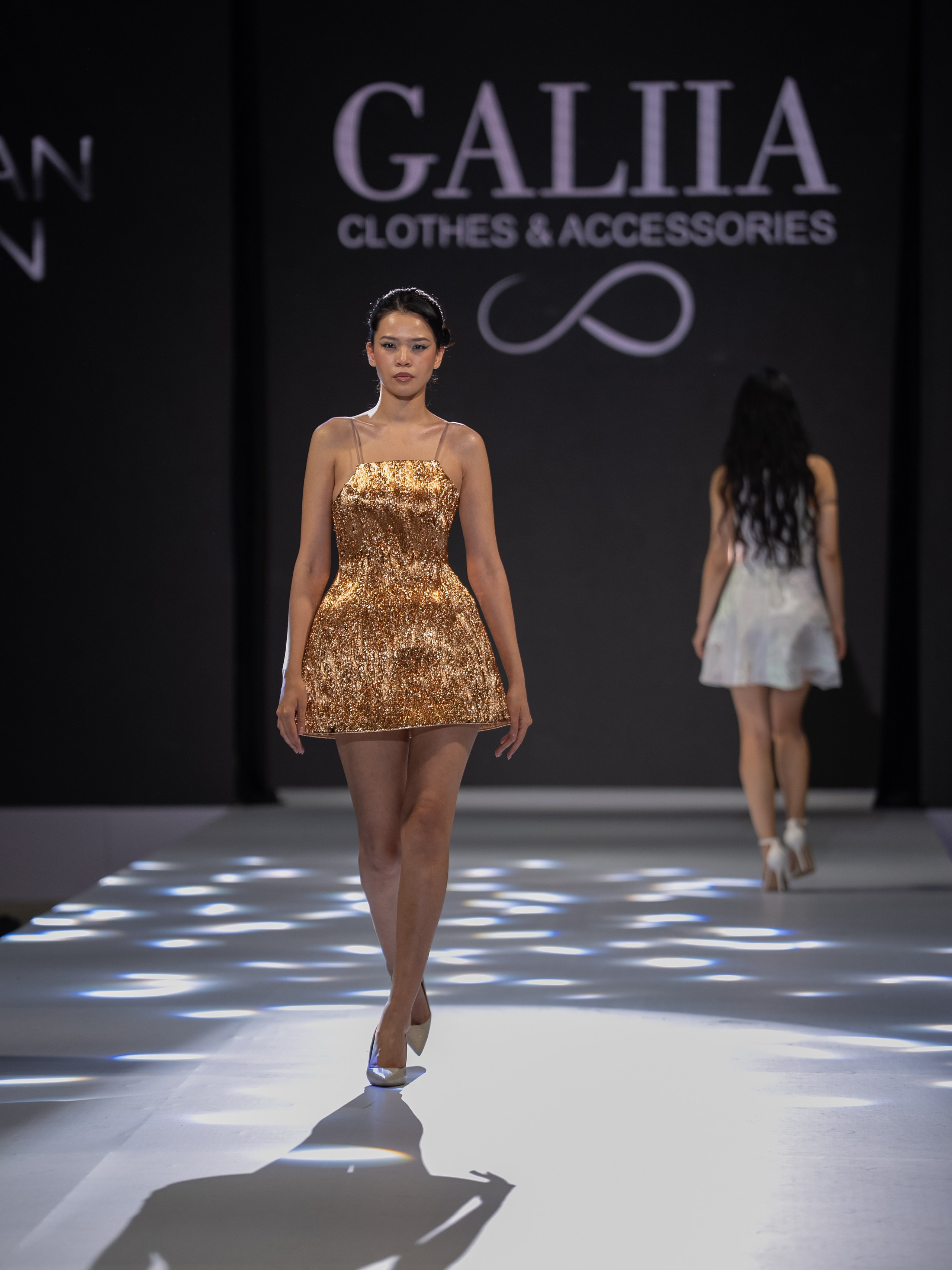 EURASIAN FASHION WEEK Galia. Сайт Алматинского НЮ АРТ, будуар и фэшн фотографа Дениса Карпенко