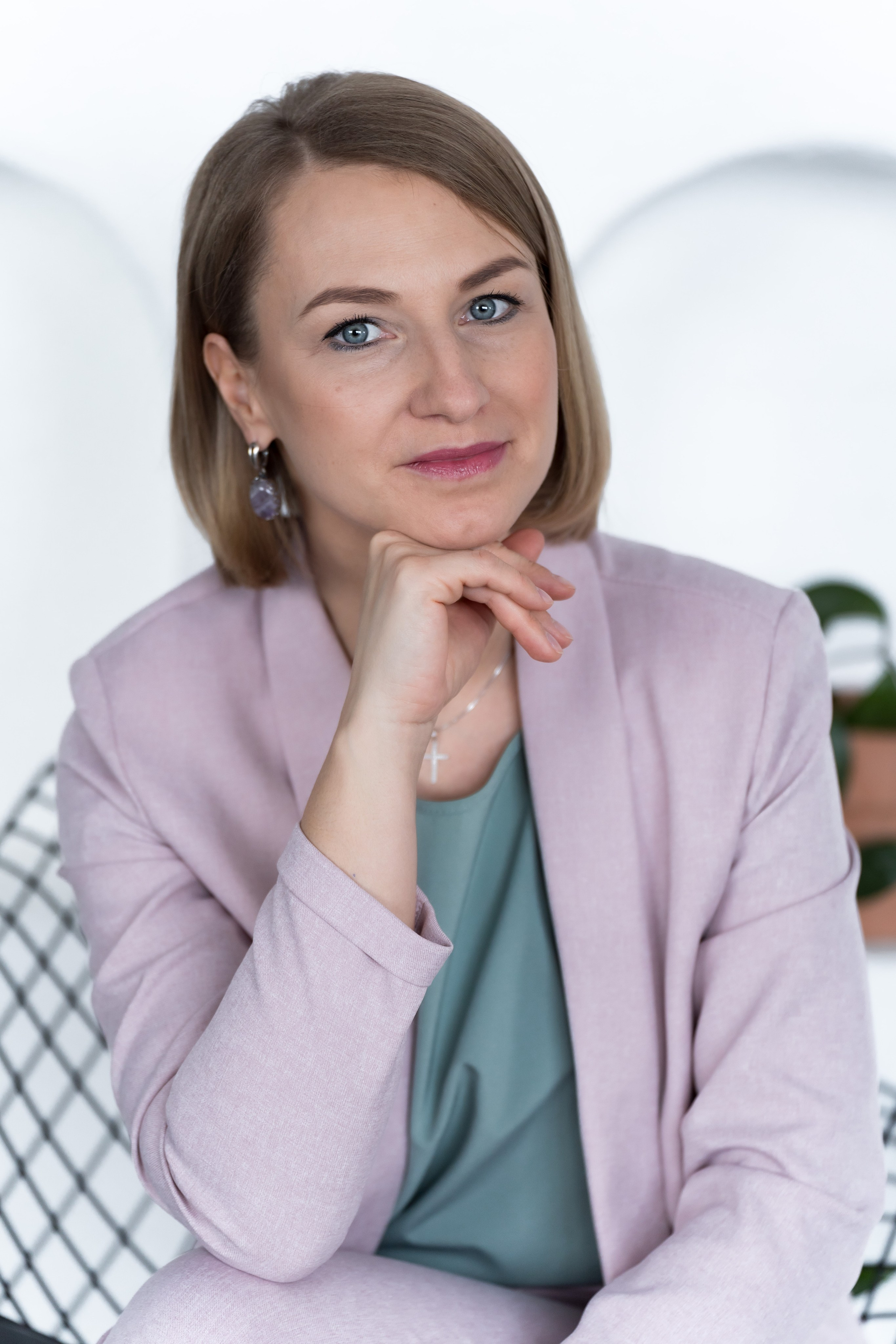 Фотосессия в студии Локация для Дмитрия и Дарьи. Свадебный и семейный фотограф в Омске Белозерова Александра