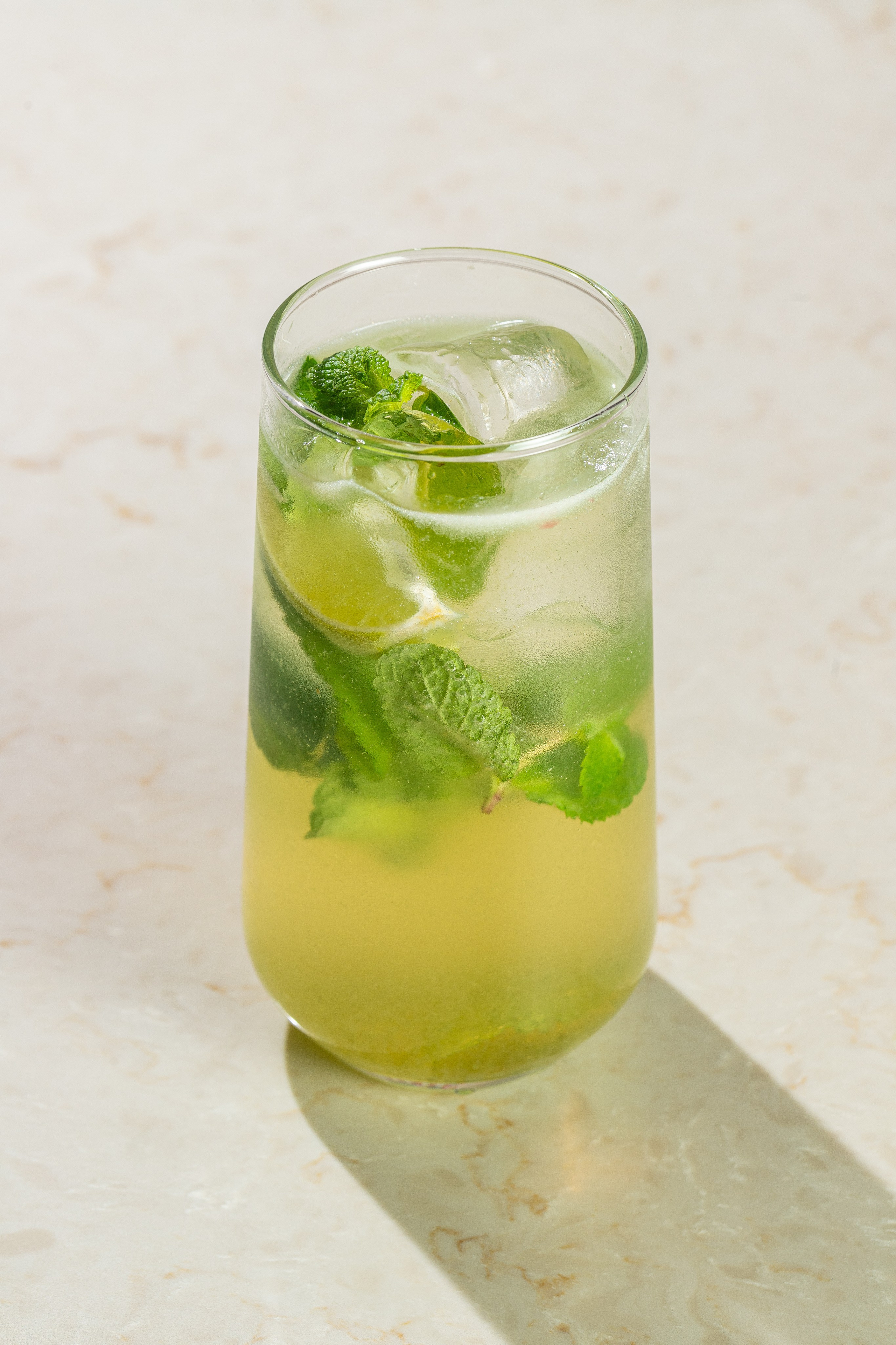 Chaika 25. Краснов Максим фуд-фотограф, предметный фотограф, Москва