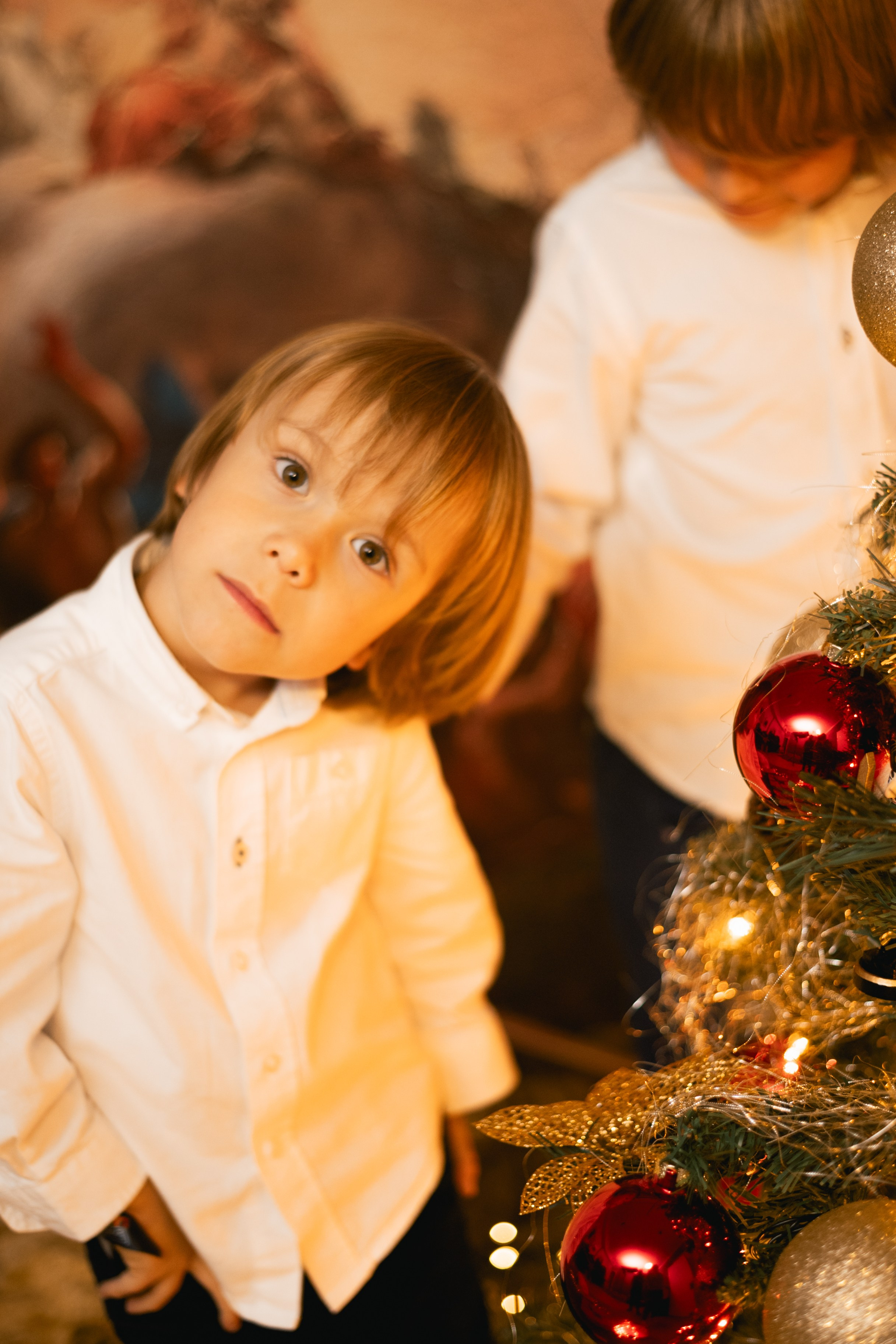 CHRISTMAS FOR VIKTOR AND ALEKSANDR. Anastasiia Antoniuk portrait, family and couple photographer, Portugal