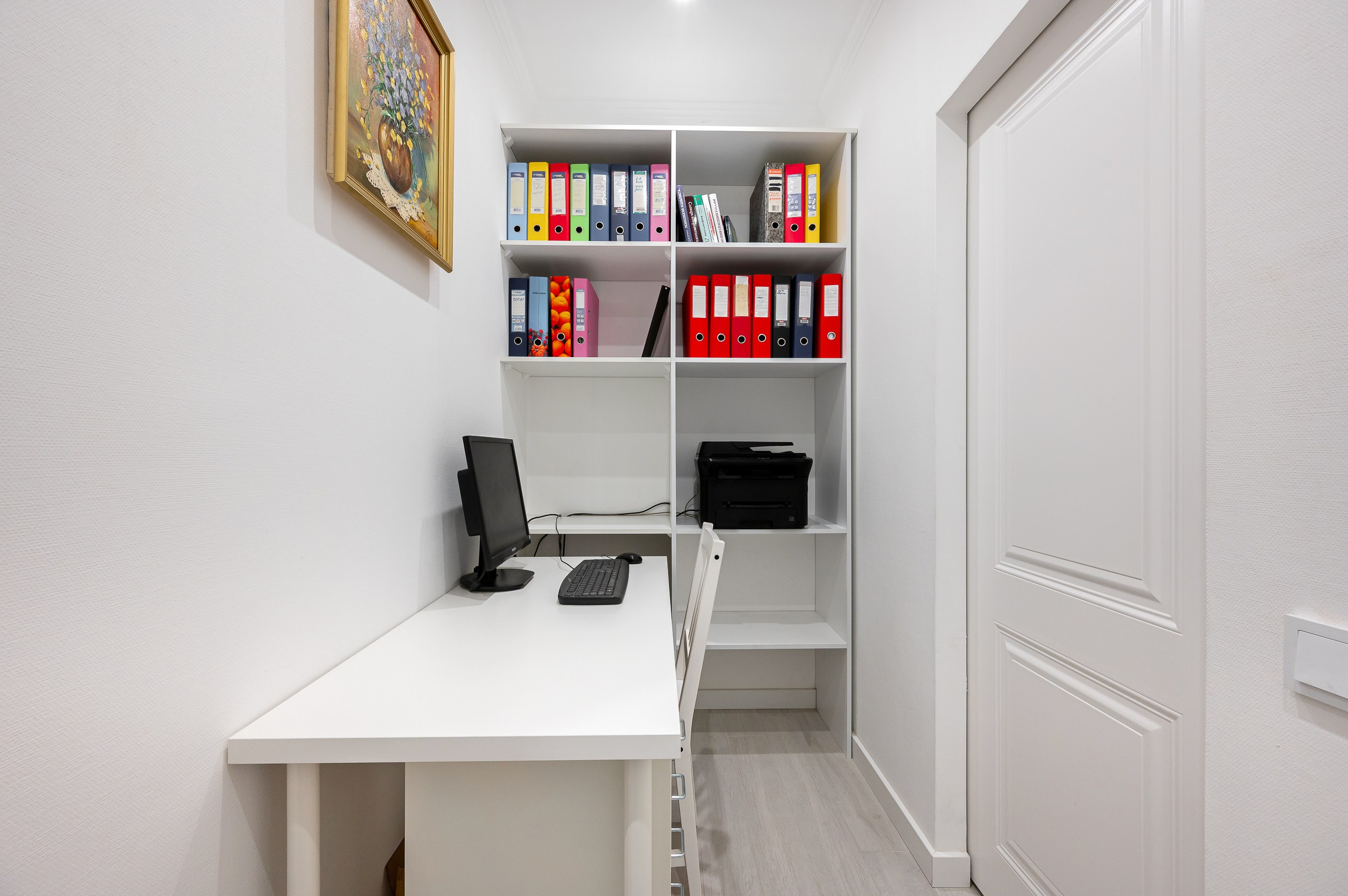 Квартира на продажу в Санкт-Петербурге. Интерьерный фотограф. Фото- видеосъемка недвижимости Санкт-Петербург