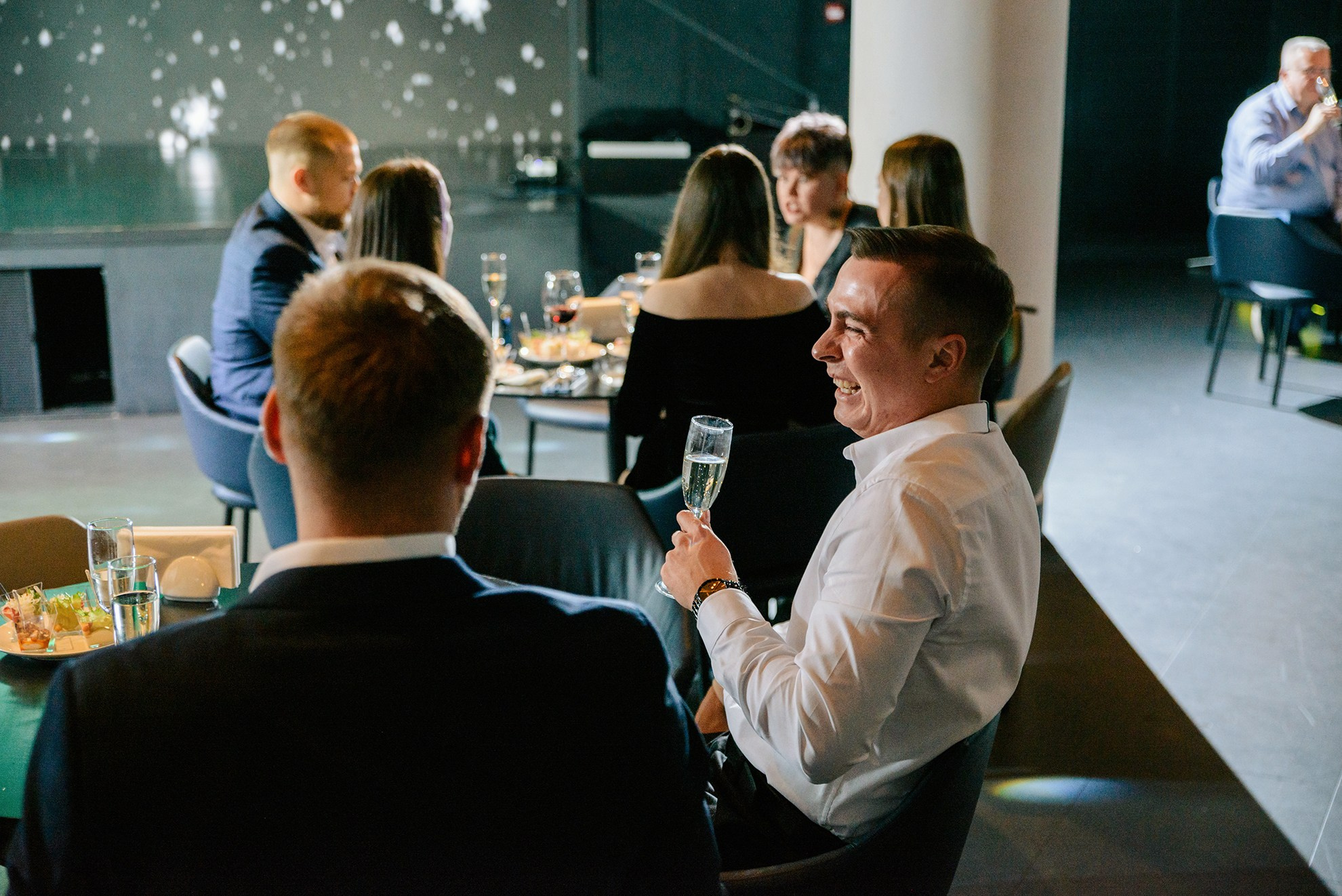 Корпоратив Жизнь Март. Константин Солодянкин — свадебный и репортажный фотограф в Екатеринбурге и Верхней Пышме