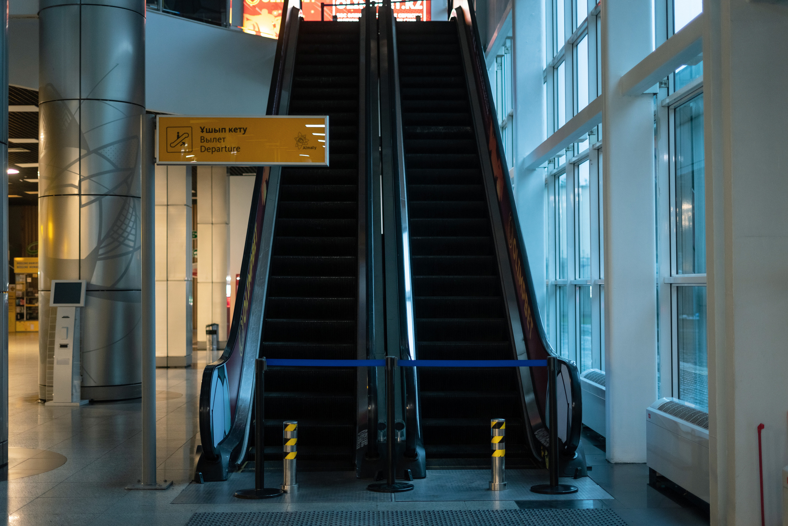 Empty: Delivery of Humanitarian Aid to Combat COVID-19. Ofeliya Zhakayeva — documentary photographer, videographer