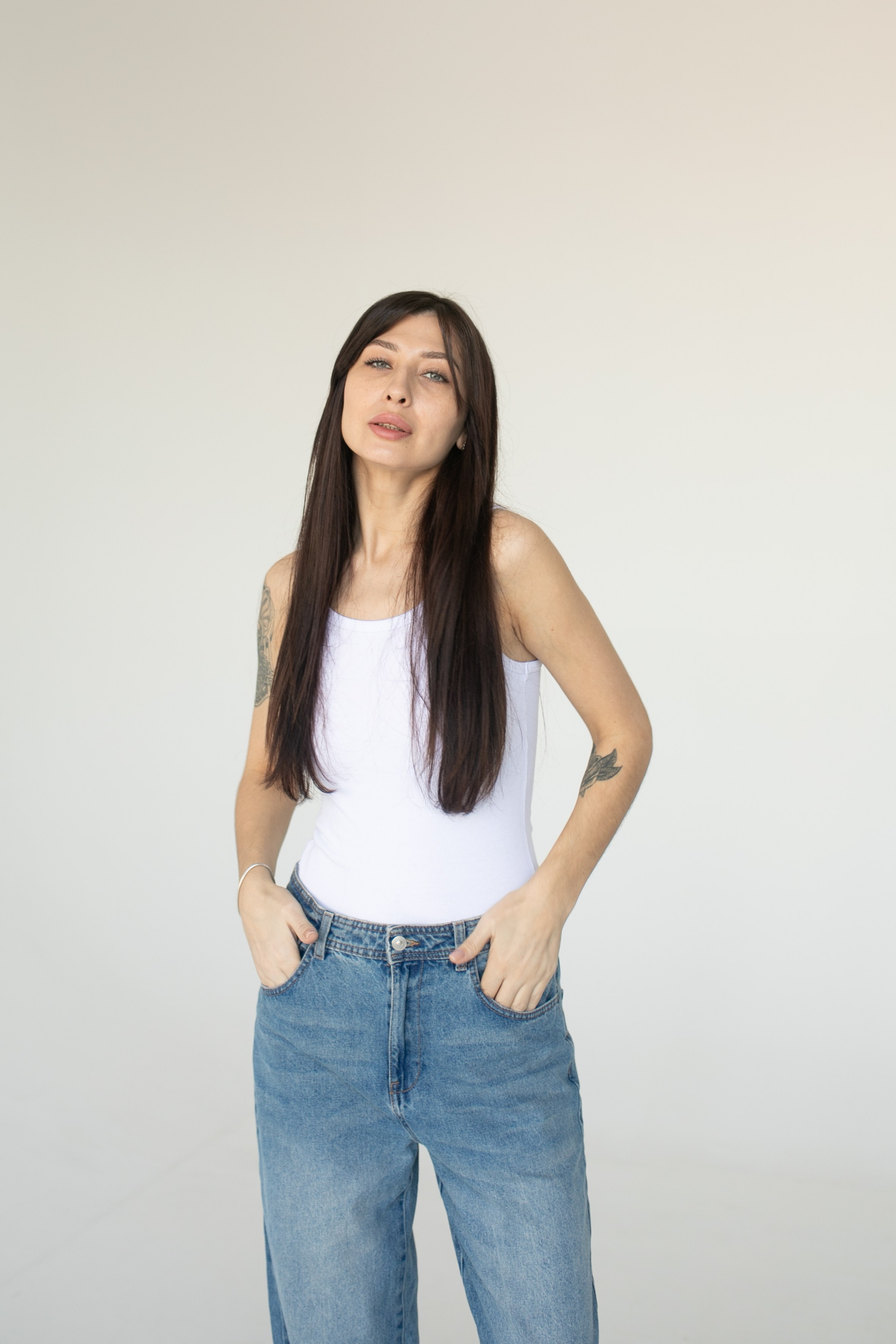 Лена. Естественный свет. Циклорама. Нюд. Фотограф в Новосибирске Ася Зверева