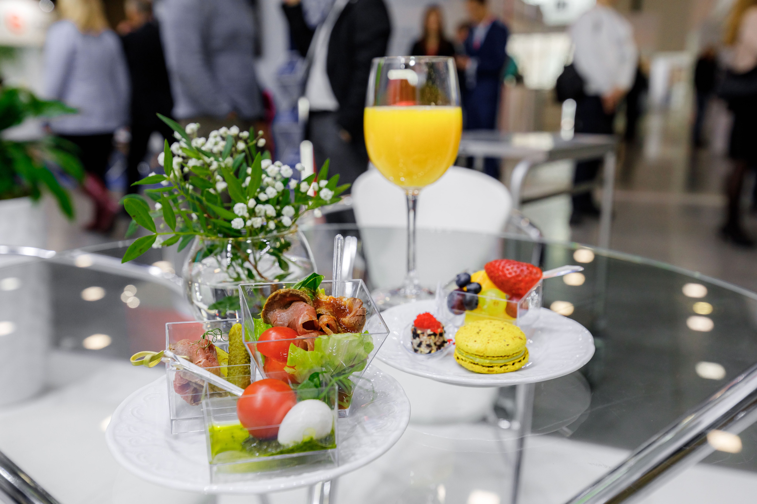 PulpFor, Работа стенда ОБФ (Объединенные бумажные фабрики). Репортажный фотограф в Москве Сергей Мирошников