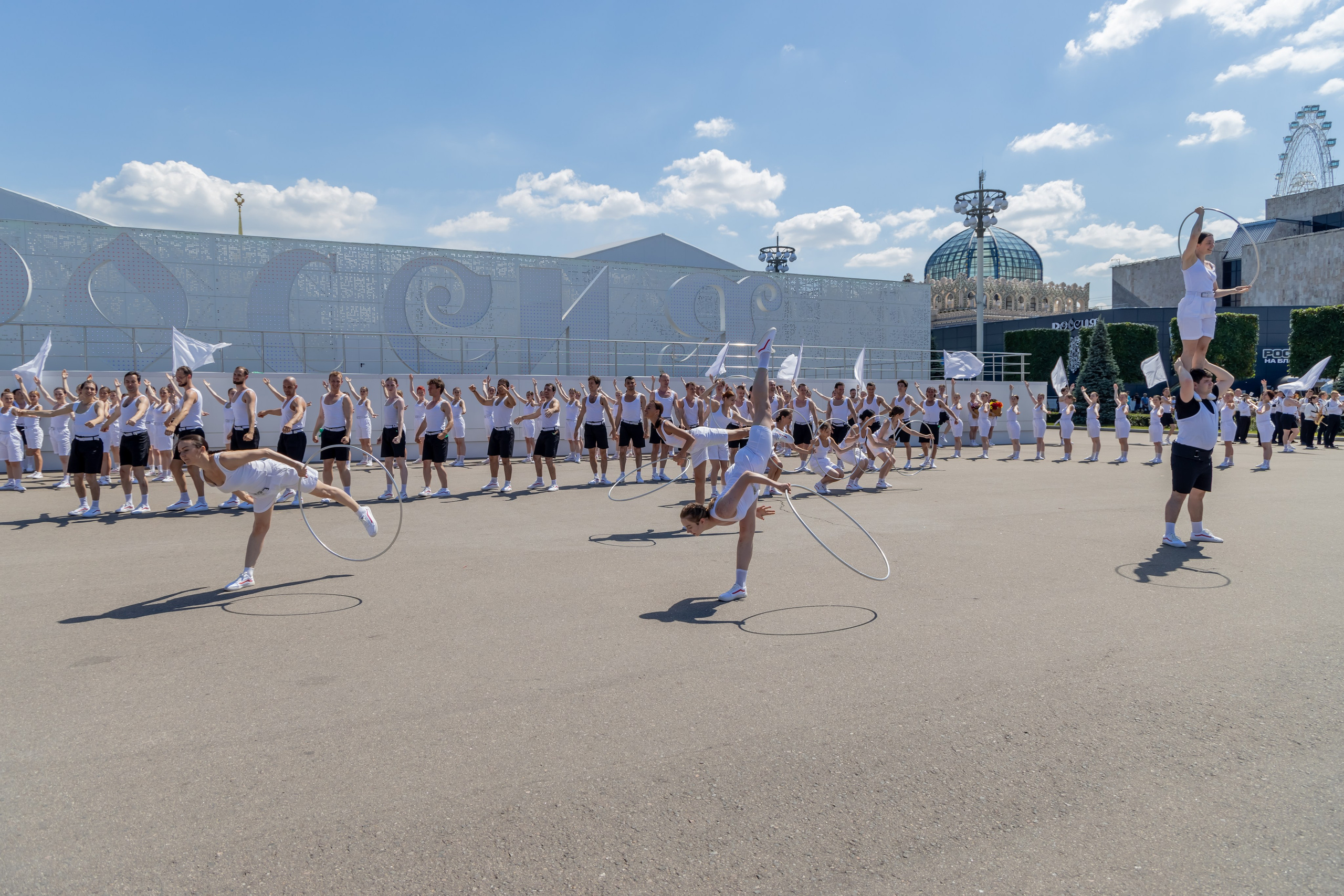 Времена и эпохи. Парад физкультурников 2024 на ВДНХ. Репортажный, семейный и студийный фотограф в Москве Демин Алексей
