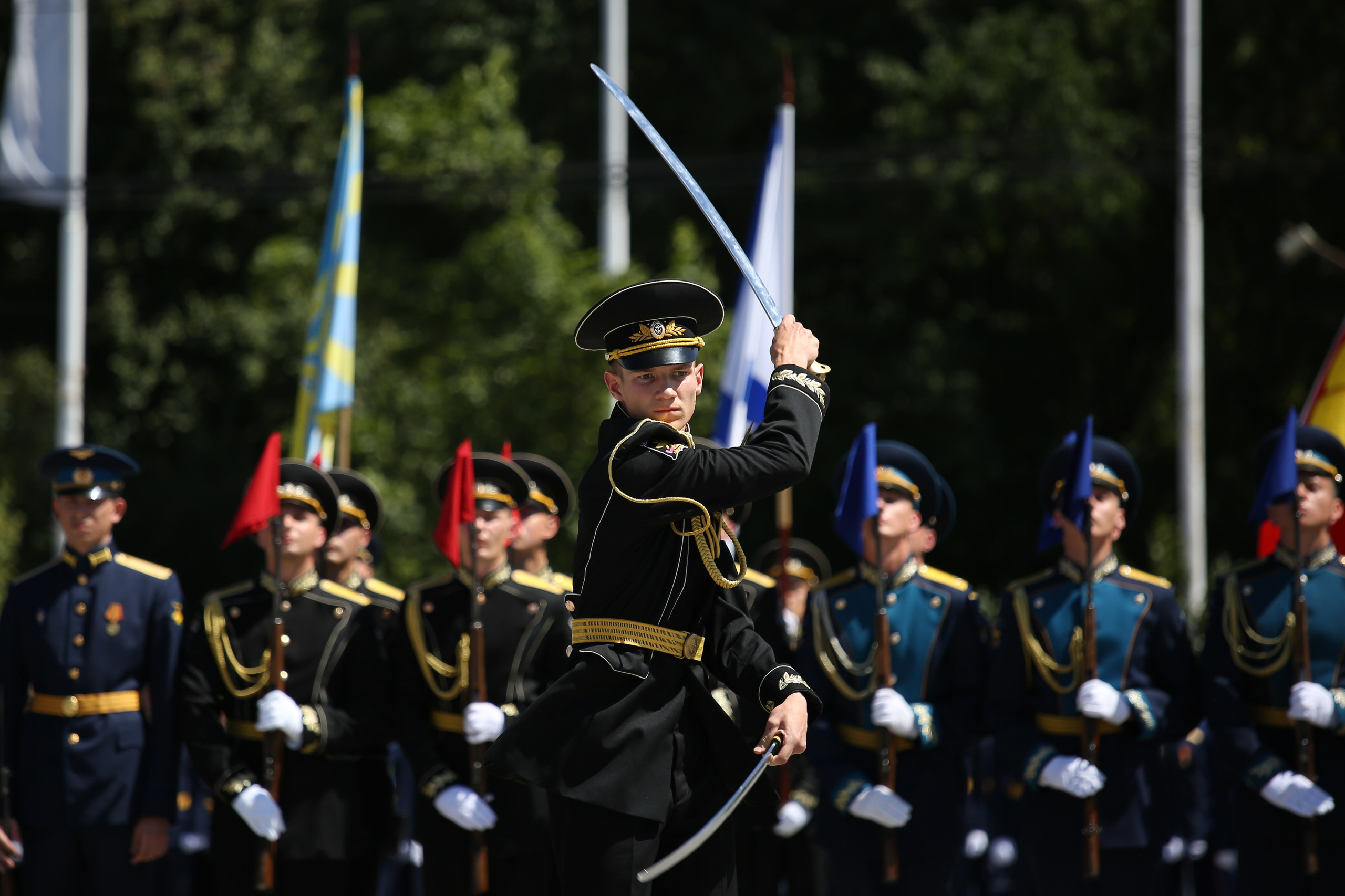 Показательные выступления во время принятия присяги студентами Военно-воздушной академии, Воронеж.