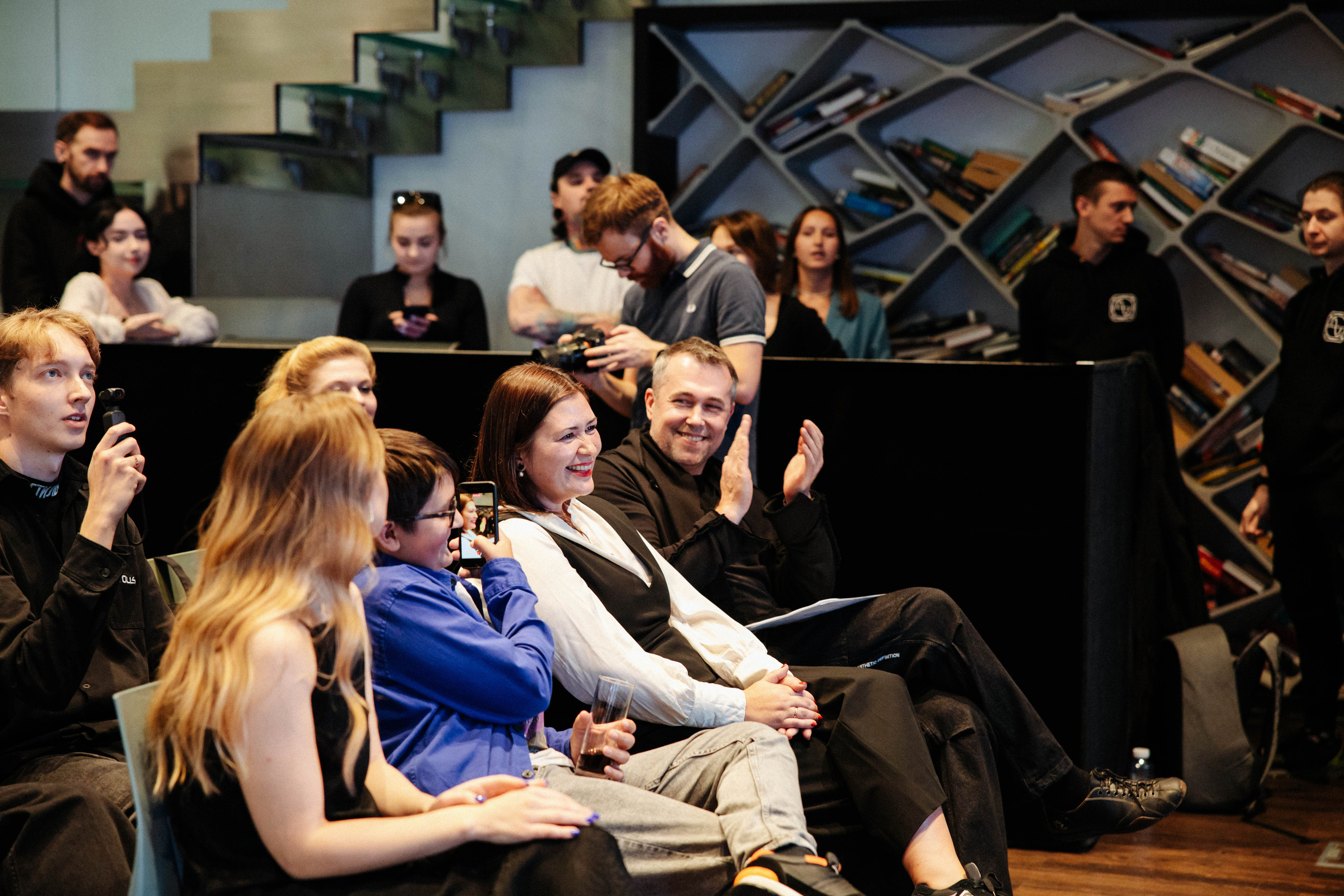 Презентация книги «Четвертое крыло». Фотограф Петрова Мария