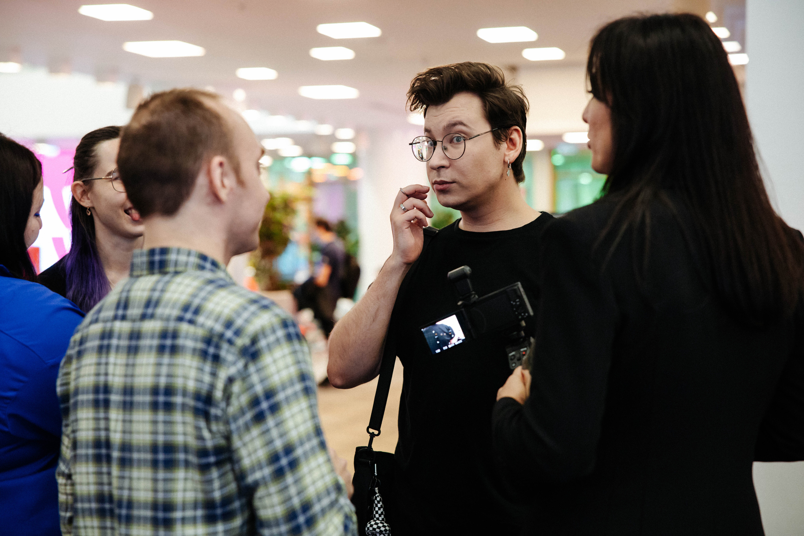 Презентация книги «Четвертое крыло». Фотограф Петрова Мария