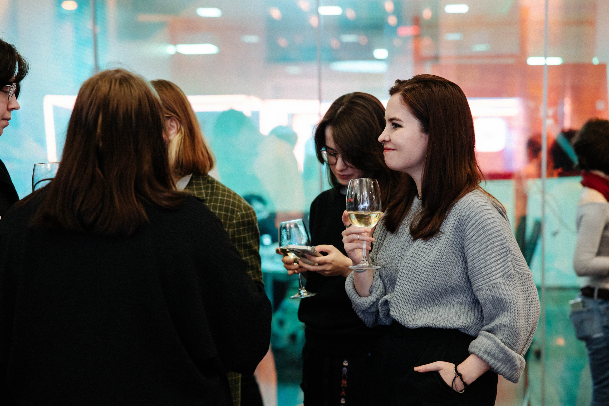 Презентация книги «Четвертое крыло». Фотограф Петрова Мария