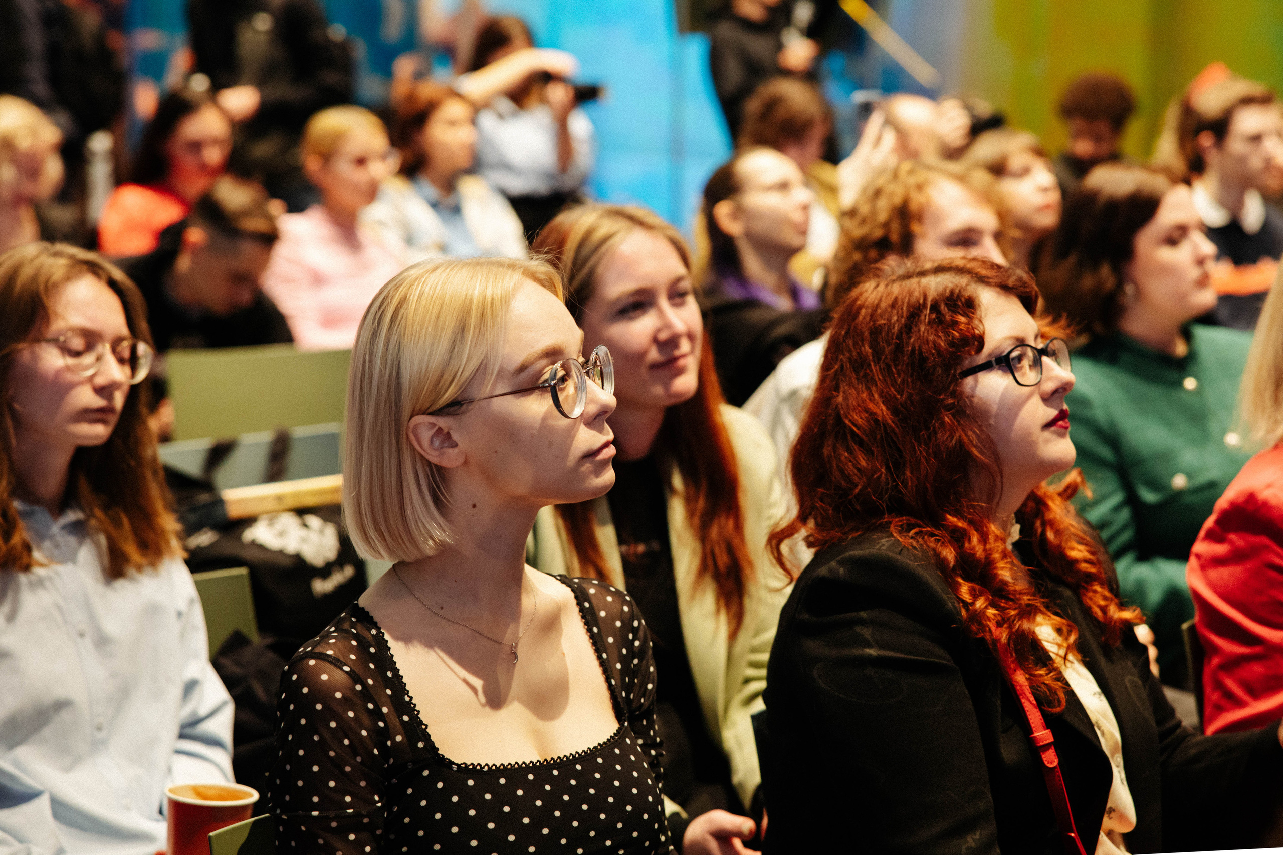Презентация книги «Четвертое крыло». Фотограф Петрова Мария