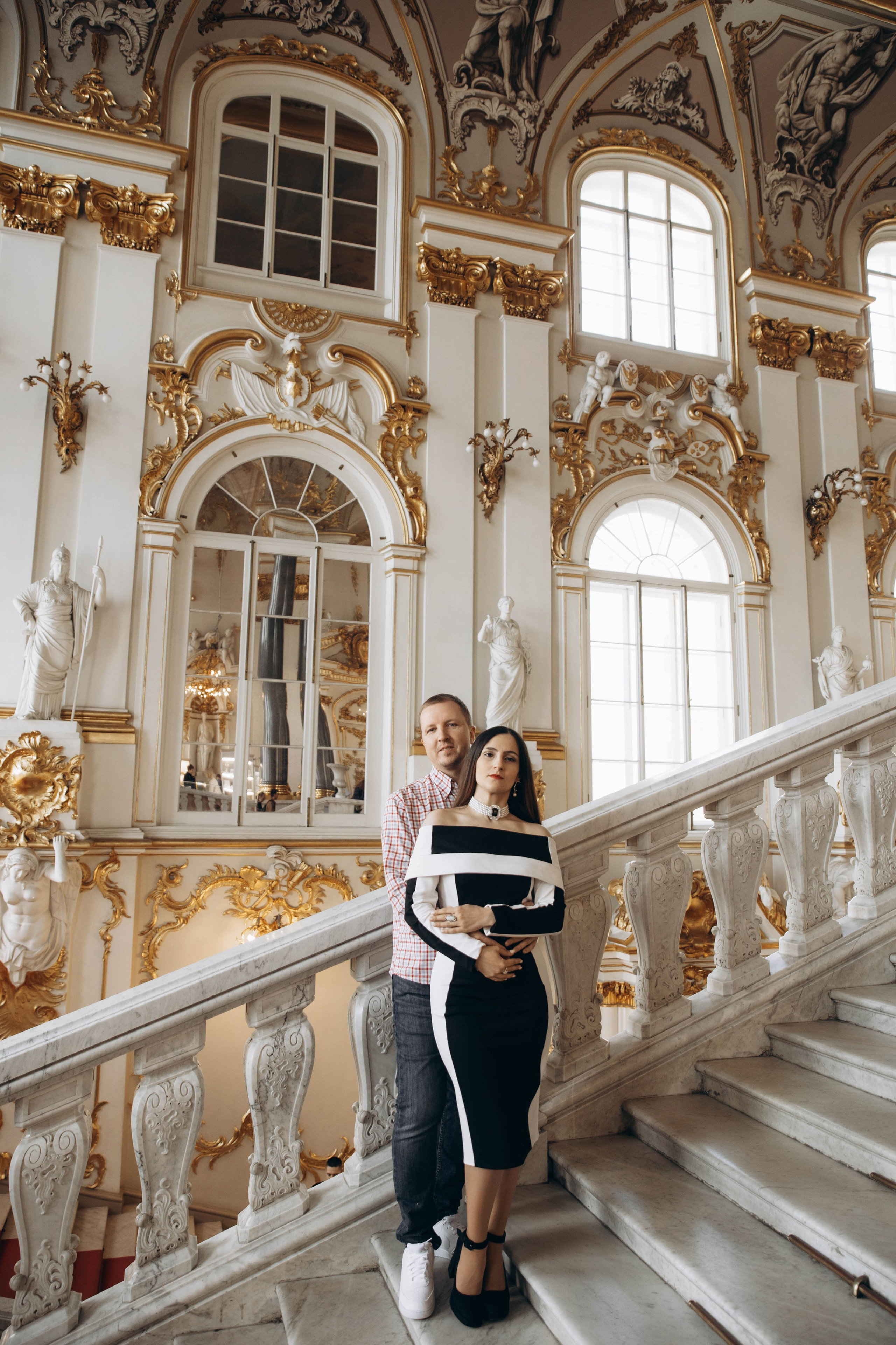 Карина и Владимир | Эрмитаж. Фотограф в Санкт-Петербурге Разиля Идиятуллина