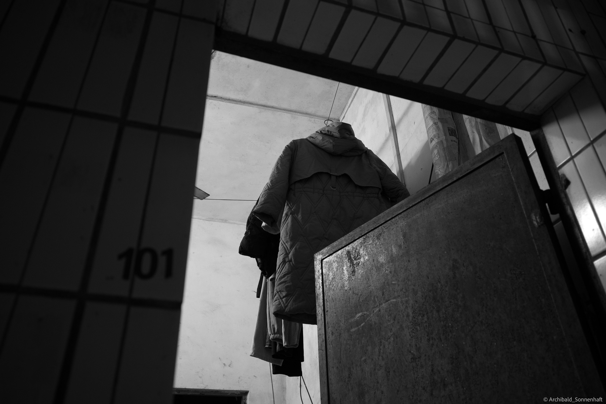 Shipai Urban Village. Photographer in Guangzhou, China. Archibald Sonnenhaft