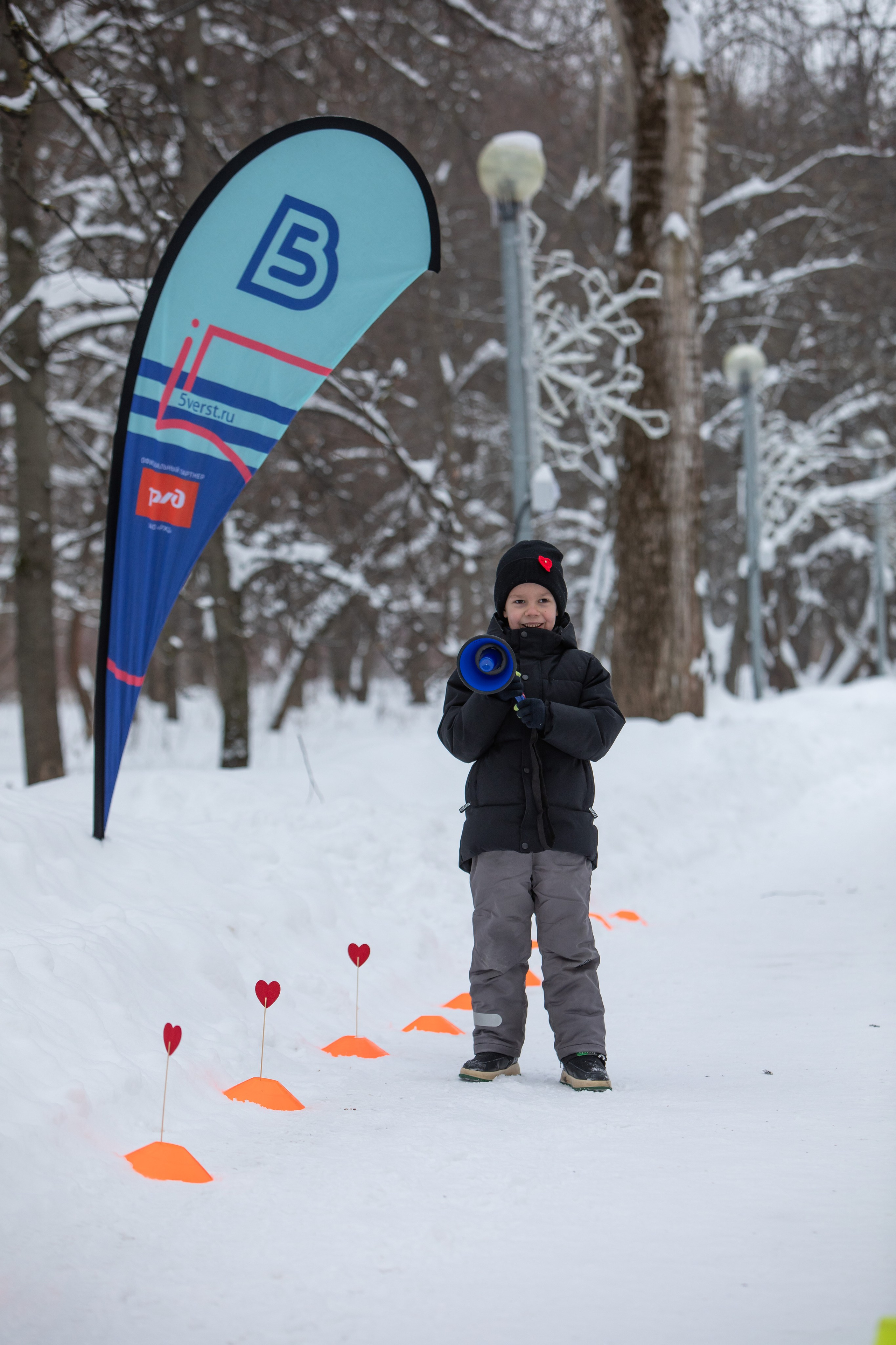5 вёрст в Тушино, День влюбленных, 91 забег, 17 февраля 2024 г. Фотограф Сергей Ловкий