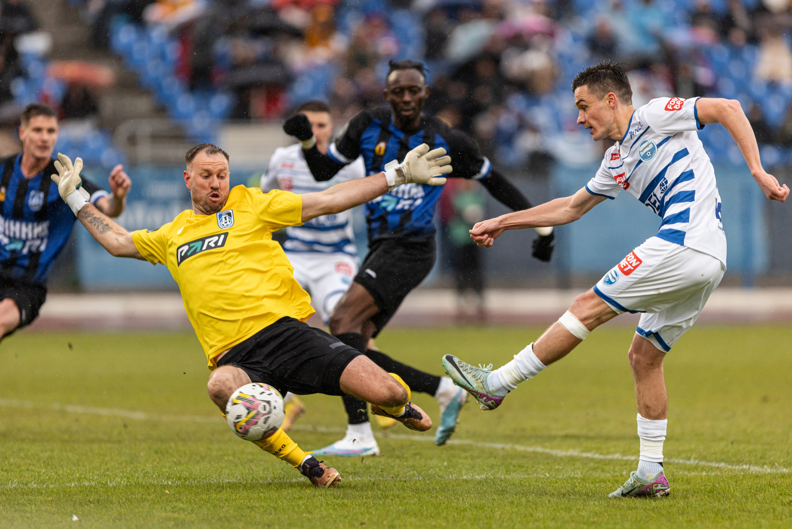 Футбол. Наталья Летунова — репортажный фотограф