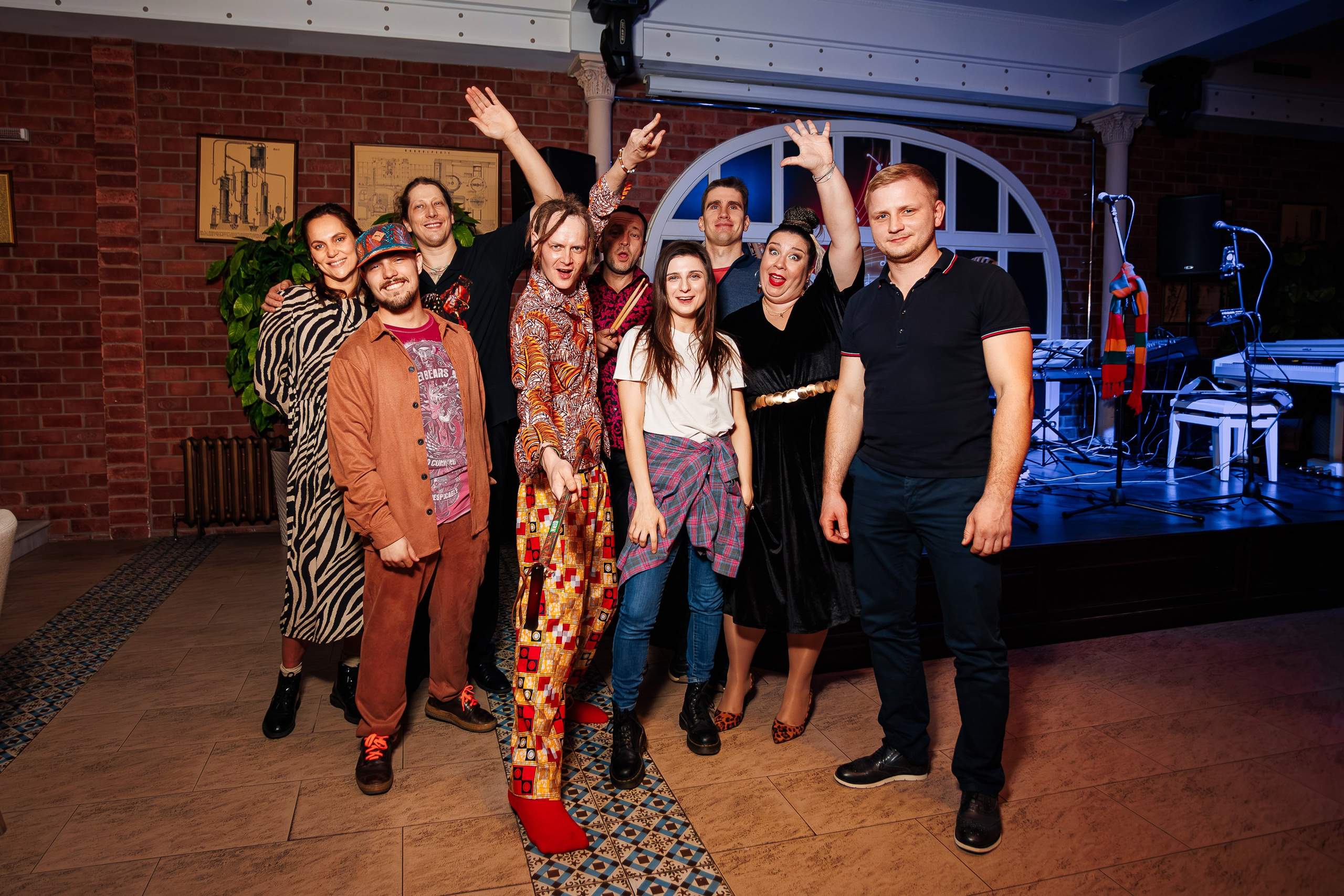 Джаз клуб «Скажите Jazz» Герман Мамаев, бэнд DC Quartet и специальный гость Анна Шакель_Фабрикантъ_Симферополь_26.01.2025. Аминов Руслан | Фотограф