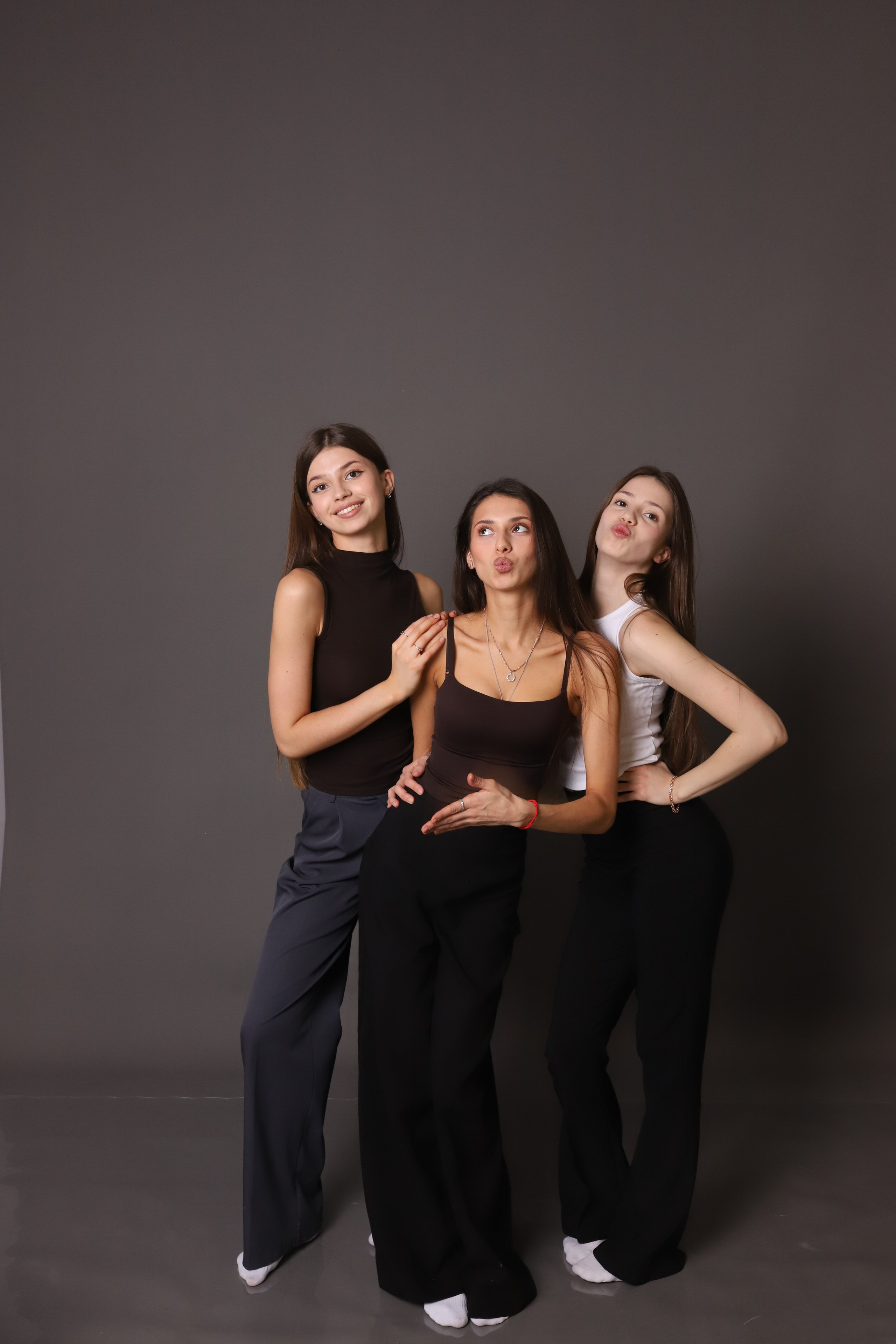 Фотостудия без фотографа в Санкт-Петербурге (Сделай свой автопортрет)