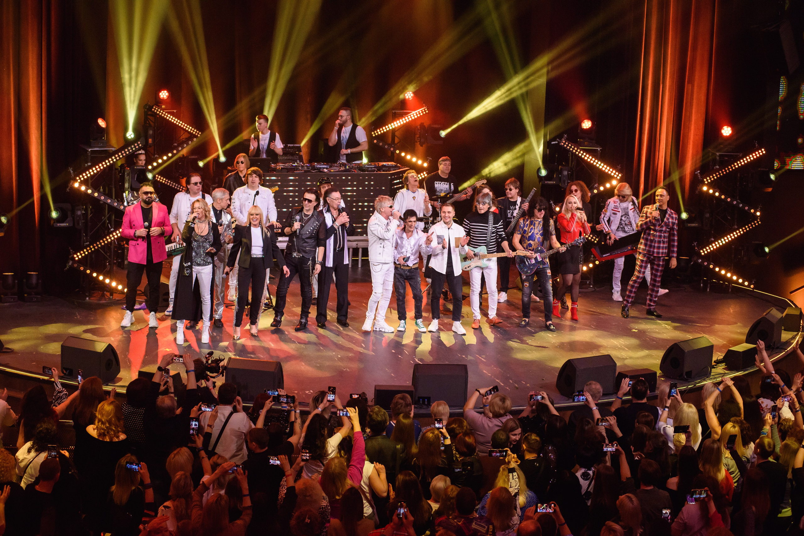 Дискотека СССР. «Сладкий сон» и Сергей Васюта — «Имена на все времена». Бренд-фотограф для экспертов и блогеров в Москве Влада Горбовская