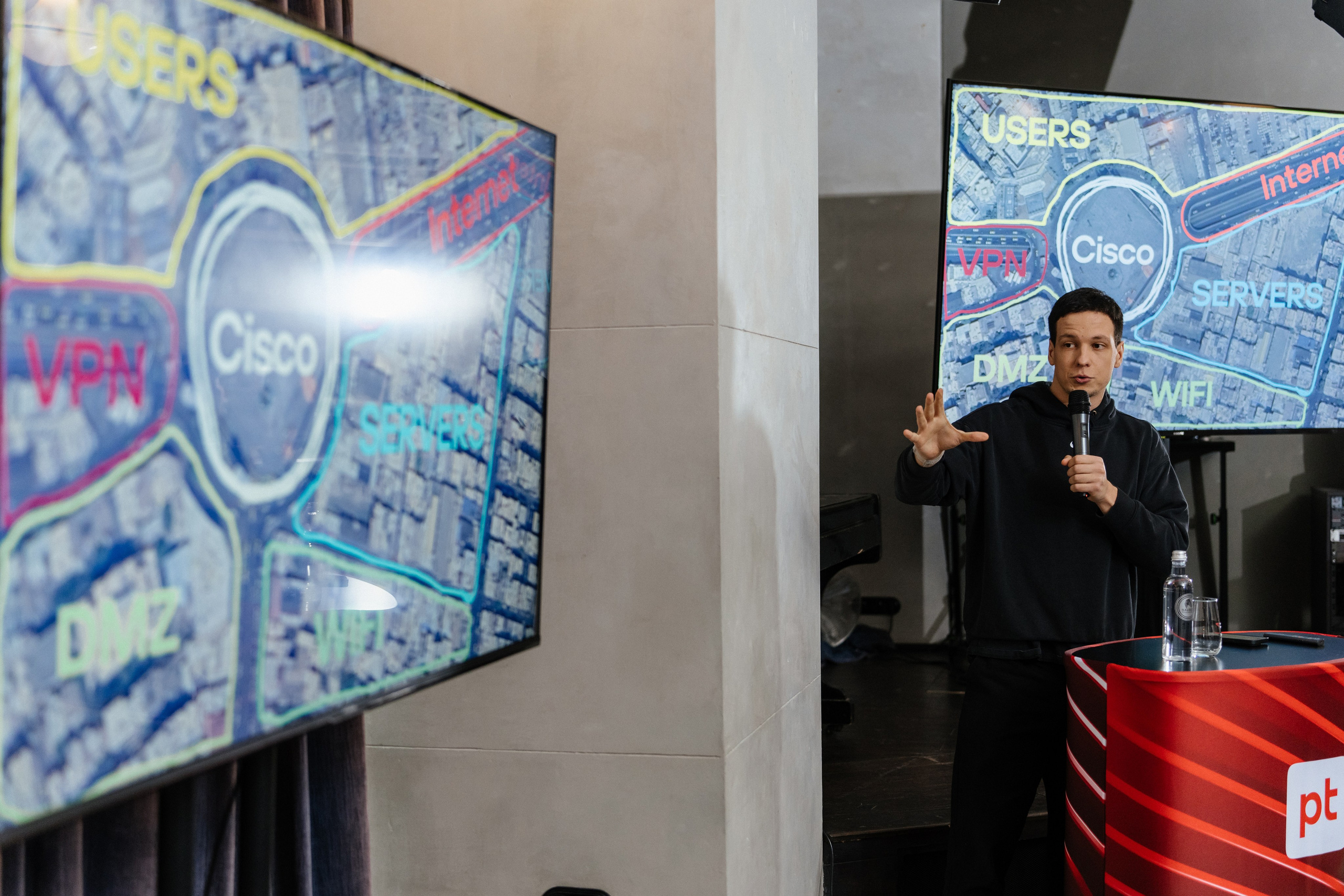 Positive technologies. Андрей Сухинин репортажный свадебный фотограф Санкт-Петербург