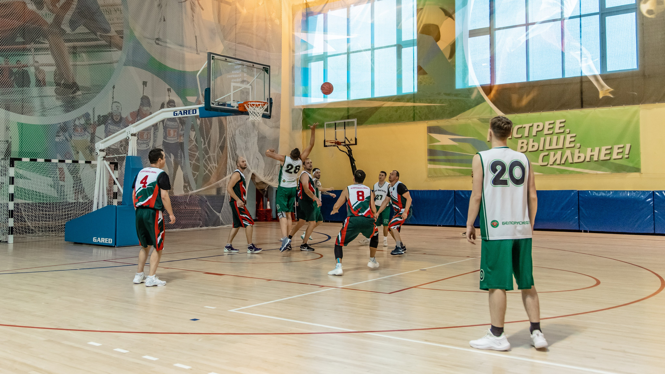 Соревнования по баскетболу в рамках городской спартакиады. Фотограф в Губкинском | Александра Артамонова
