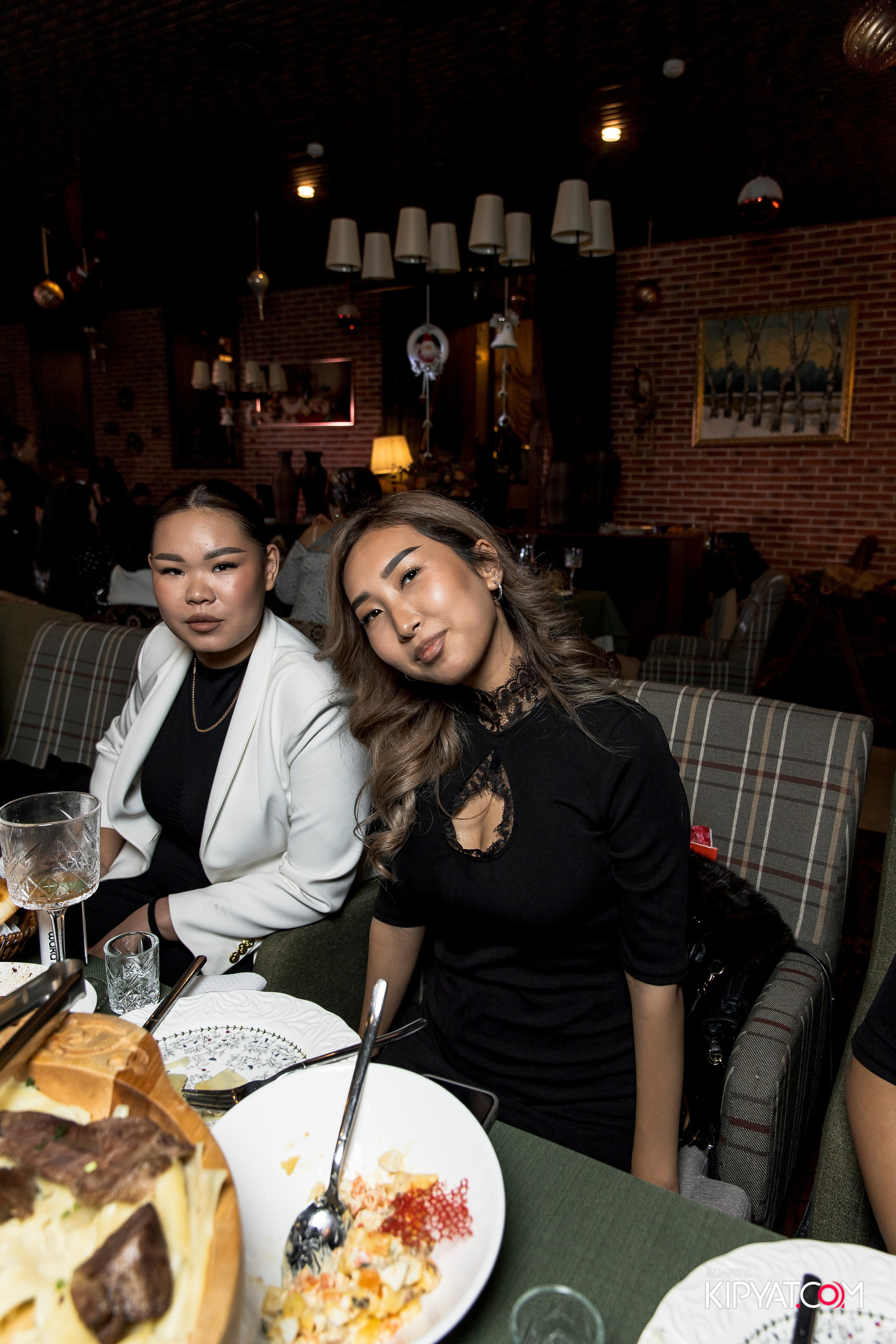 РЕСТОРАН ВЕСЕЛИДЗЕ НА ШЕВЧЕНКО. КИПЯТКОМ АЛМАТЫ! Фотосъемка мероприятий в Алматы