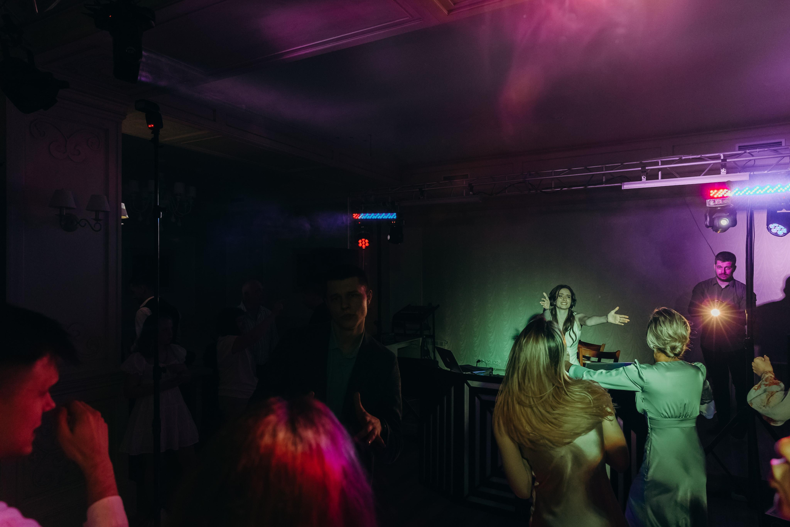 Лайфстайл свадьба в Красноярске. Свадебный фотограф-видеограф в Красноярске Евгений Константинопольский